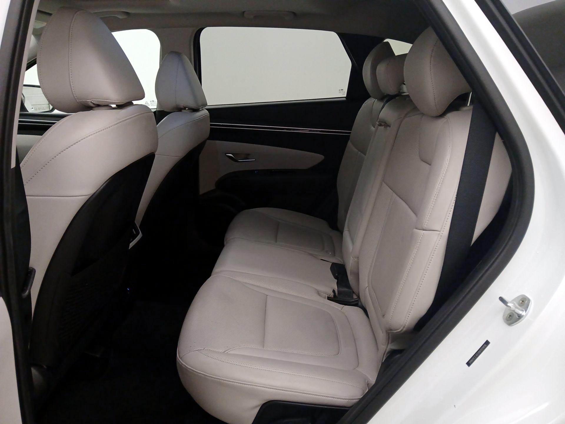 Thumbnail: 2022 Hyundai Tucson - 18