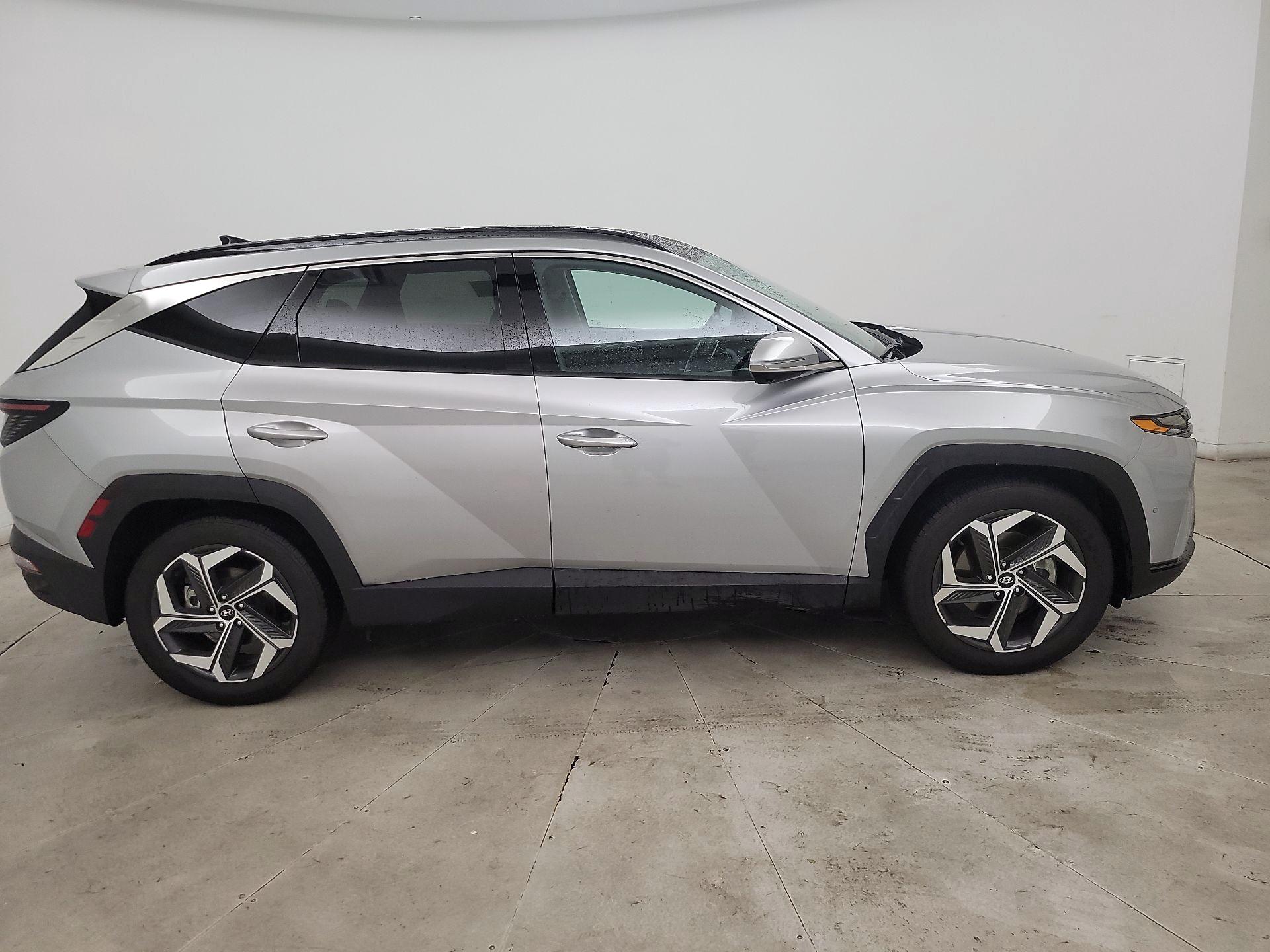 Thumbnail: 2023 Hyundai Tucson - 4