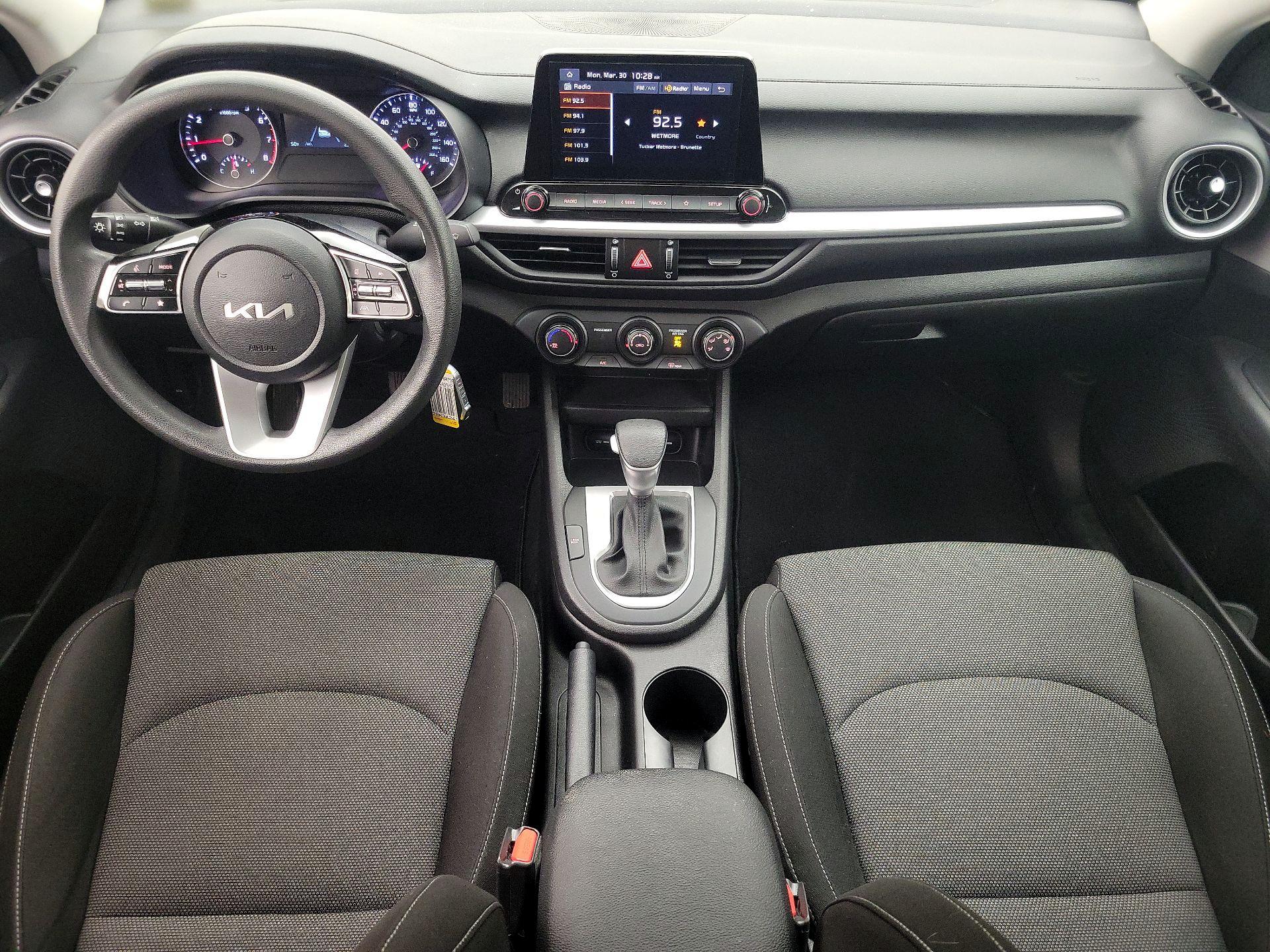 Thumbnail: 2023 Kia Forte - 9