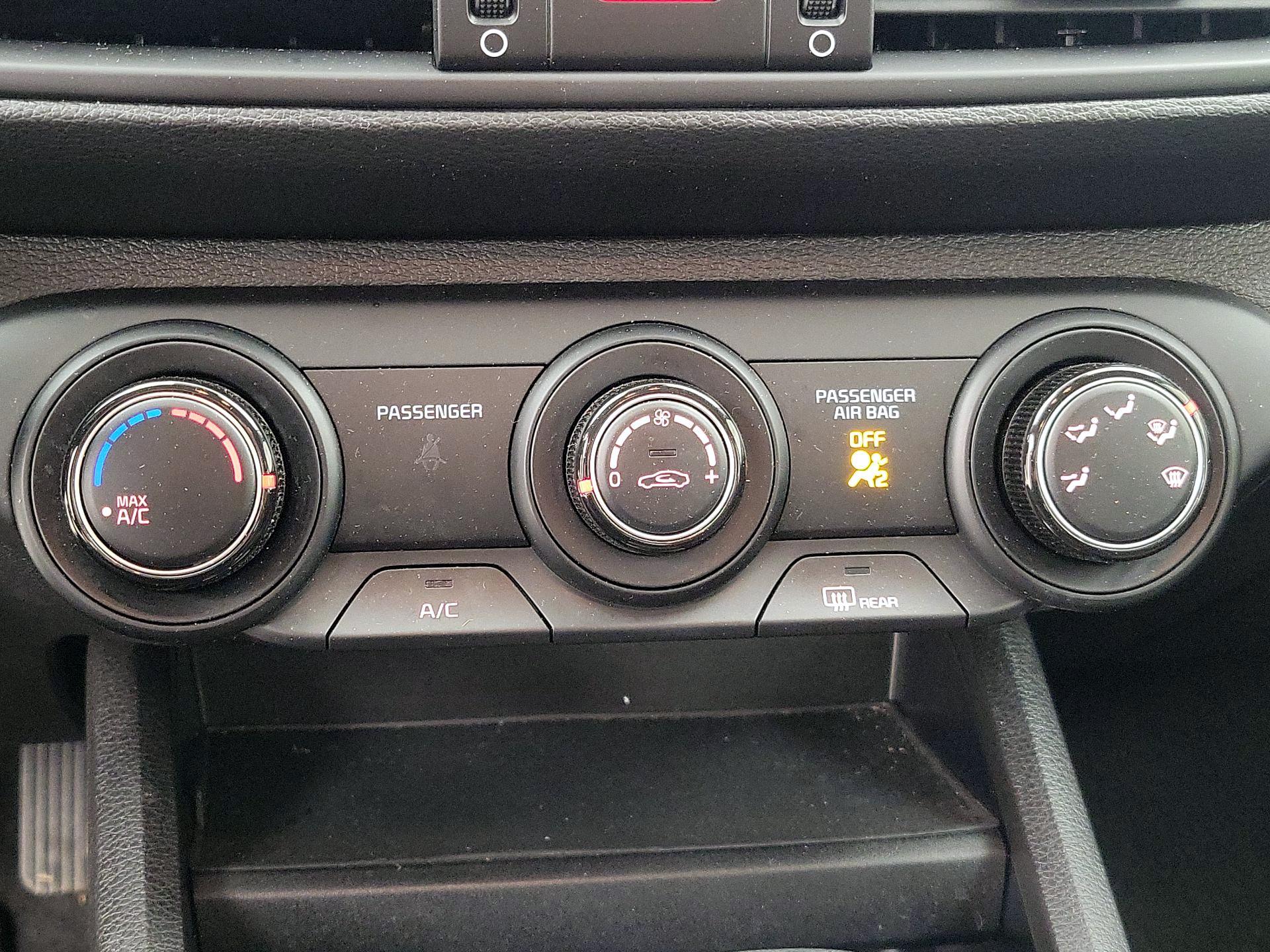 Thumbnail: 2023 Kia Forte - 16