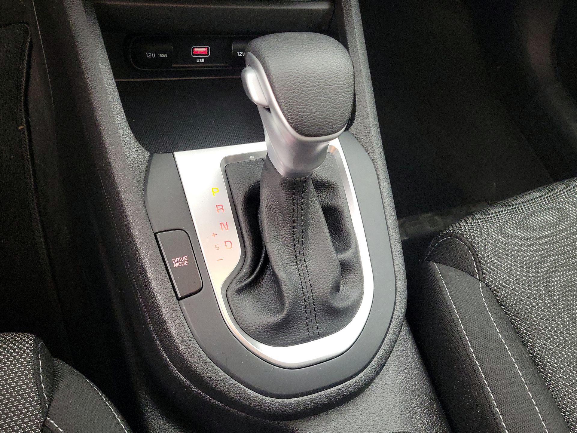 Thumbnail: 2023 Kia Forte - 17