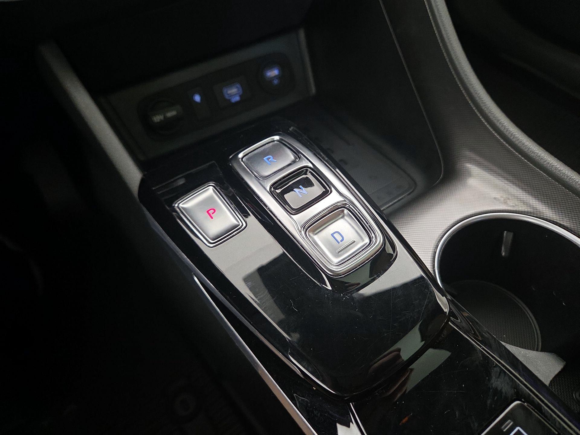 Thumbnail: 2023 Hyundai Sonata - 18