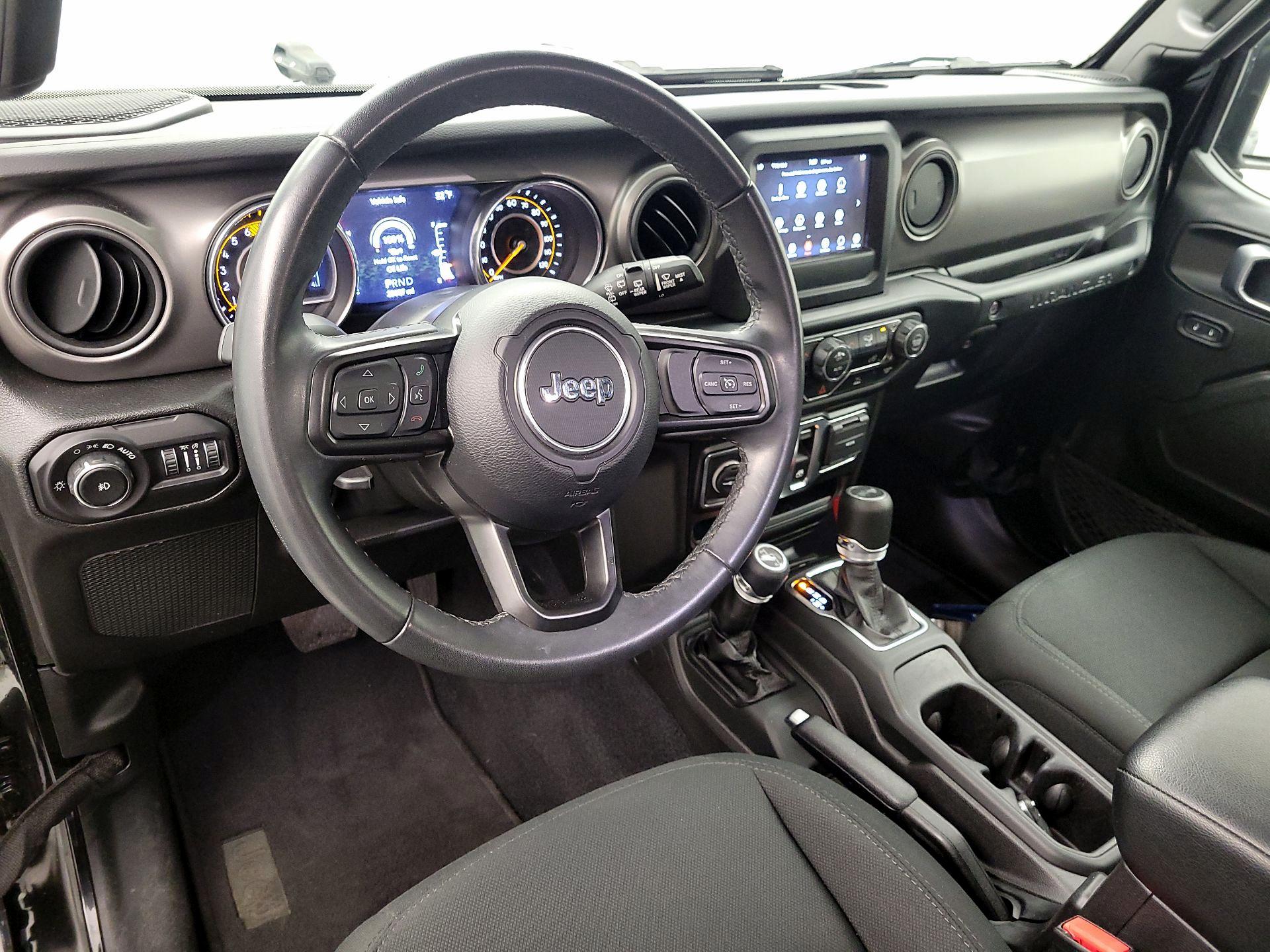 Thumbnail: 2022 Jeep Wrangler - 9