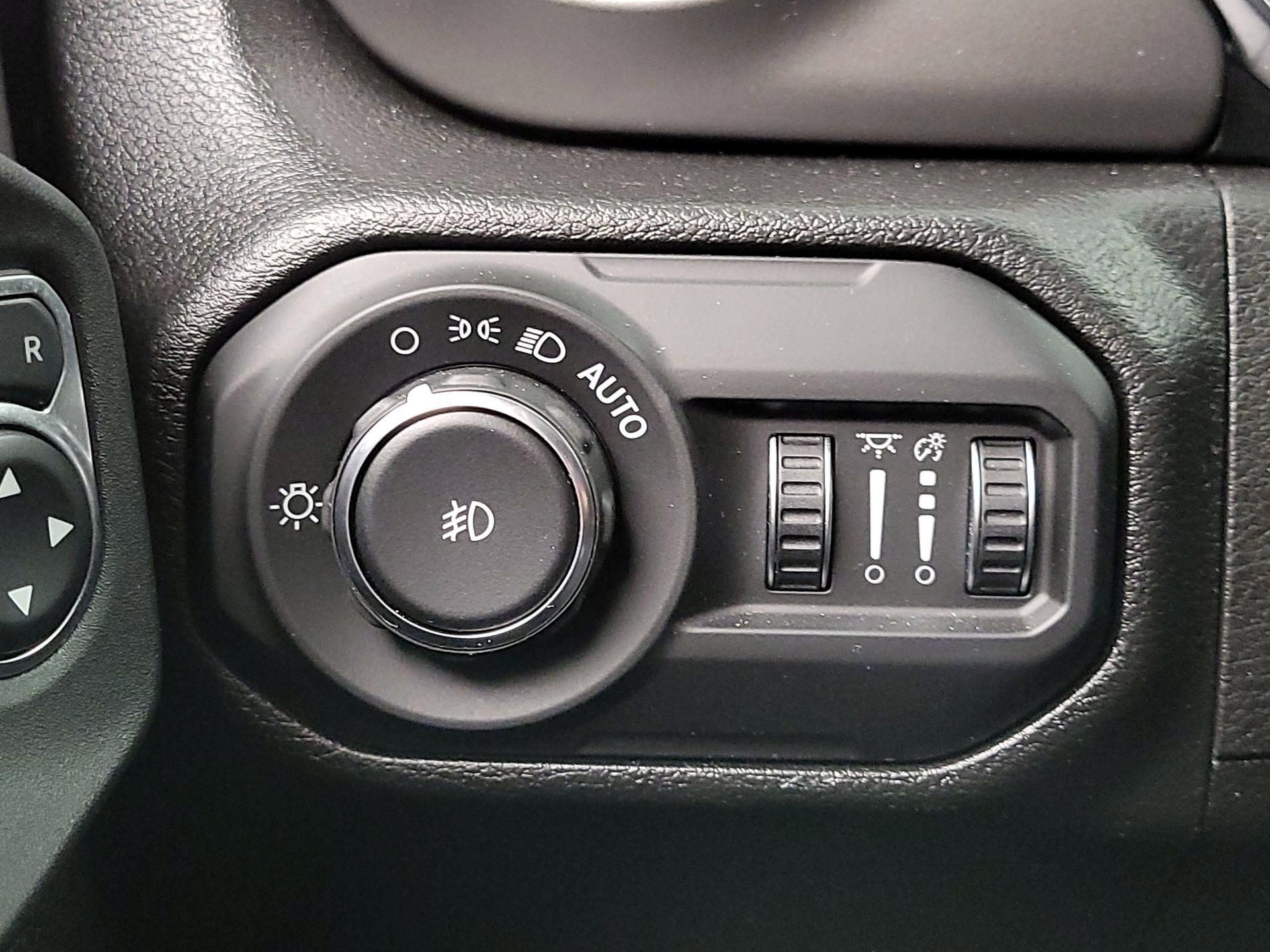 Thumbnail: 2022 Jeep Wrangler - 13