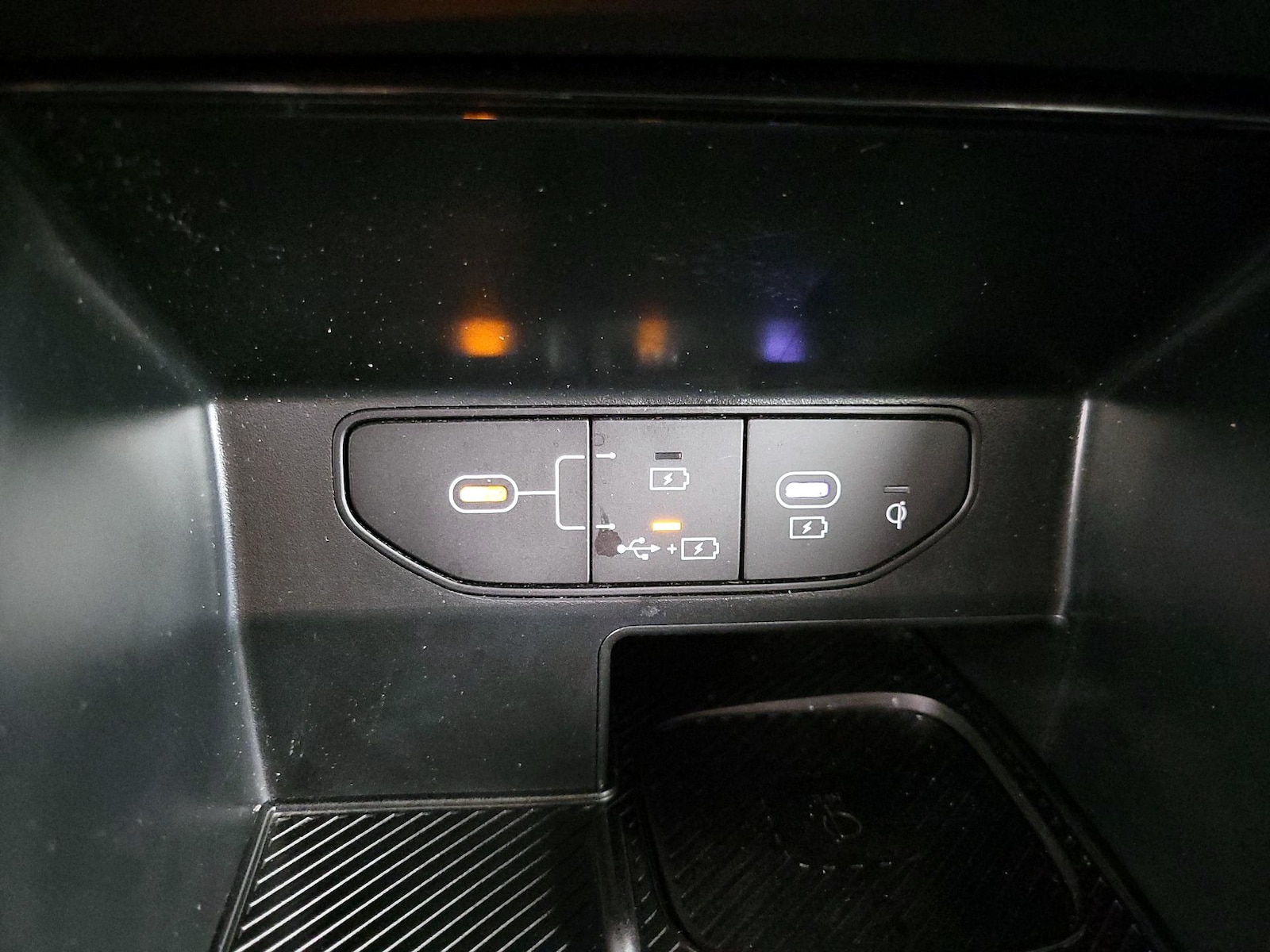 2024 Kia Sorento X-Line SX - Photo 18
