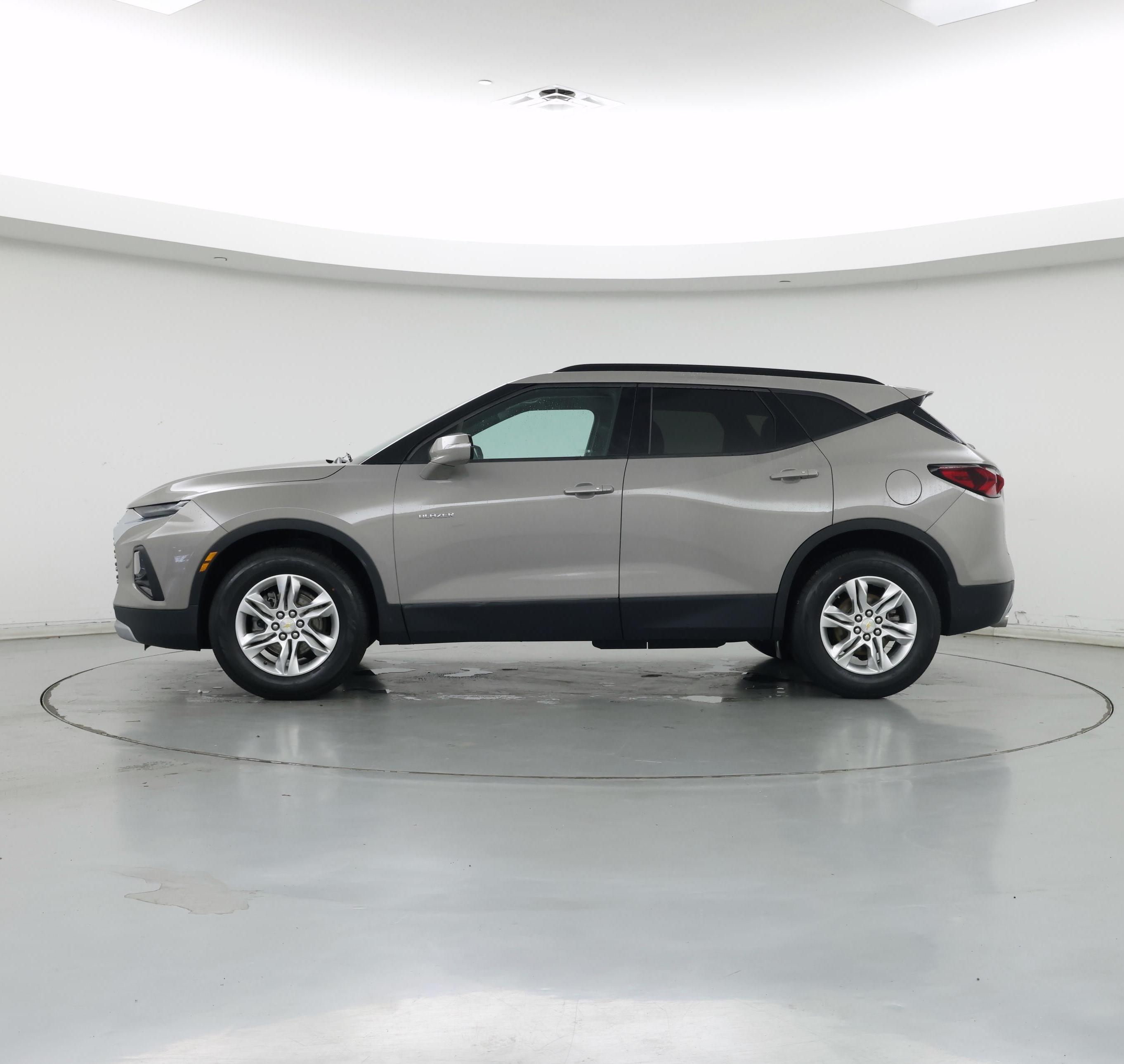 Thumbnail: 2021 Chevrolet Blazer - 3
