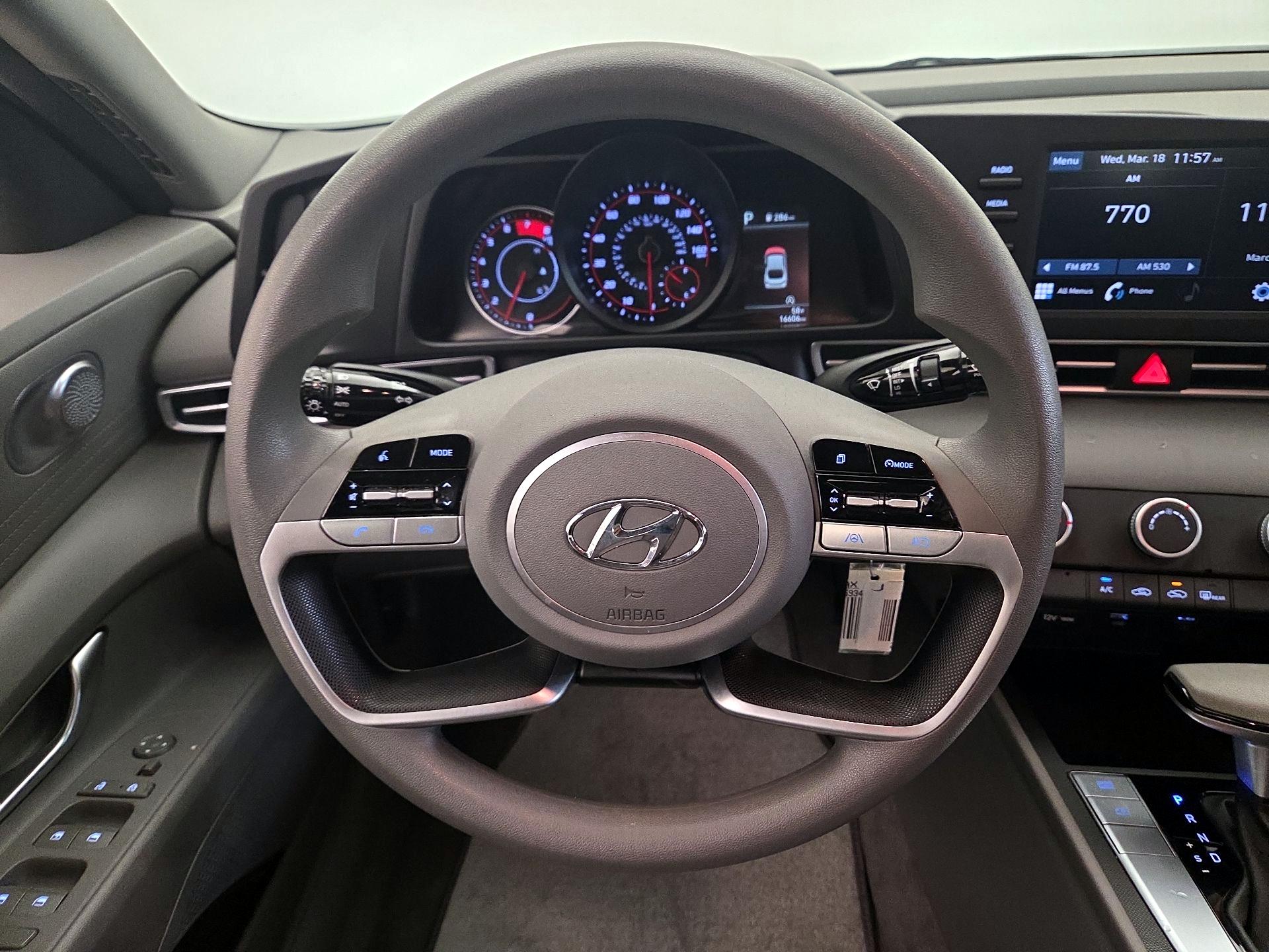 Thumbnail: 2023 Hyundai Elantra - 10