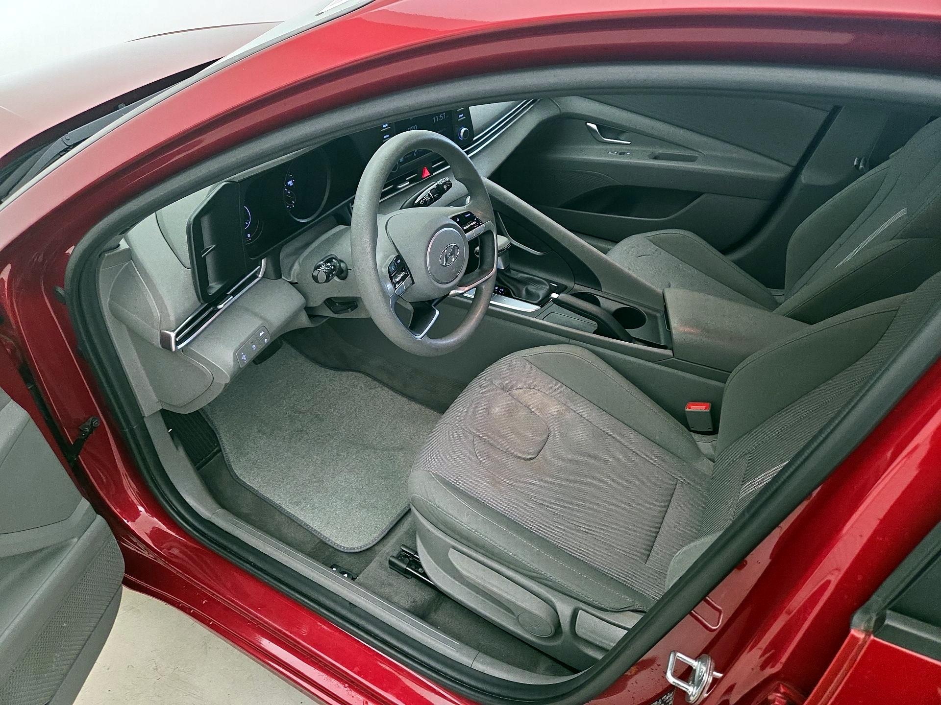 Thumbnail: 2023 Hyundai Elantra - 11