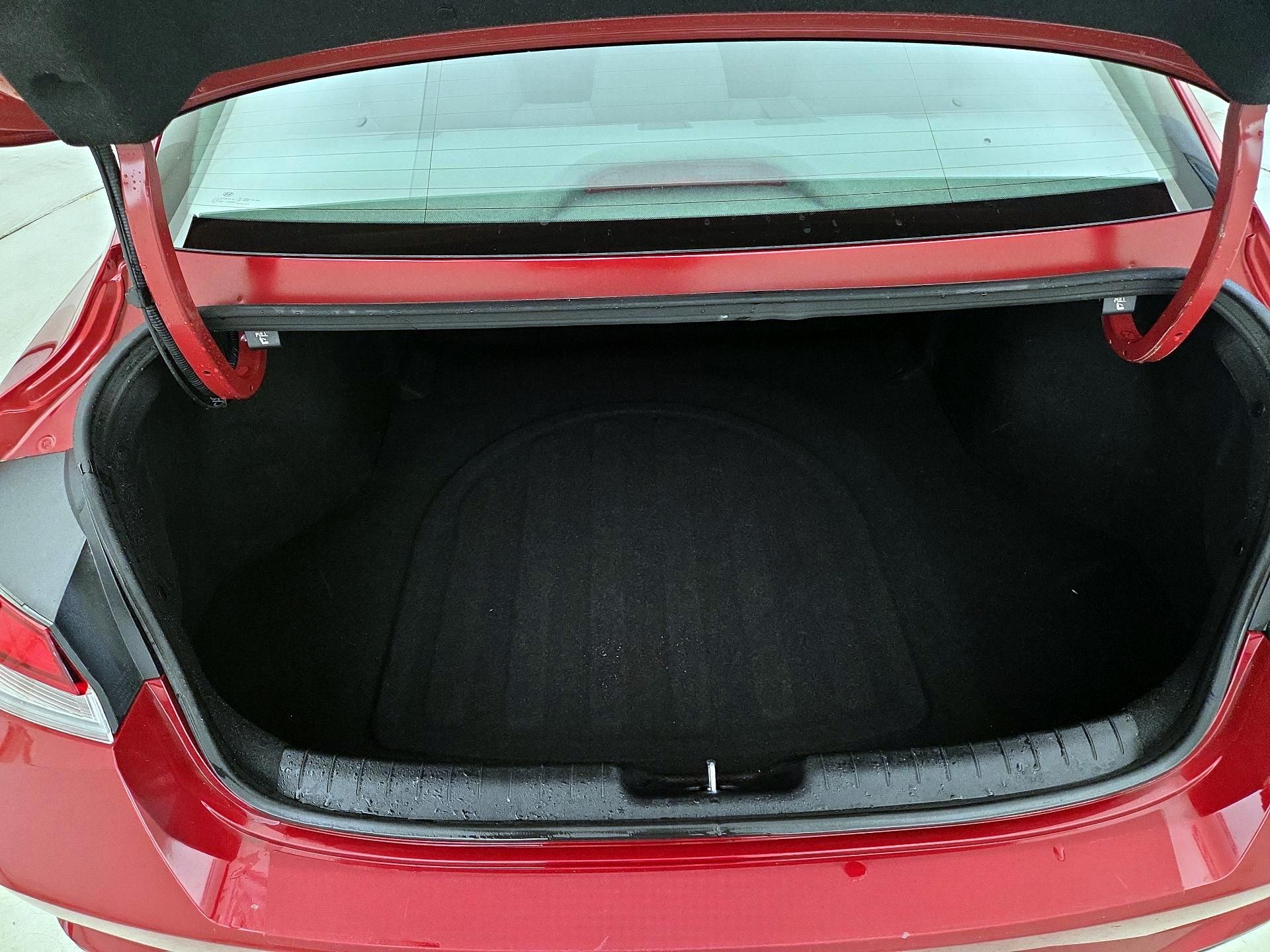 Thumbnail: 2023 Hyundai Elantra - 20