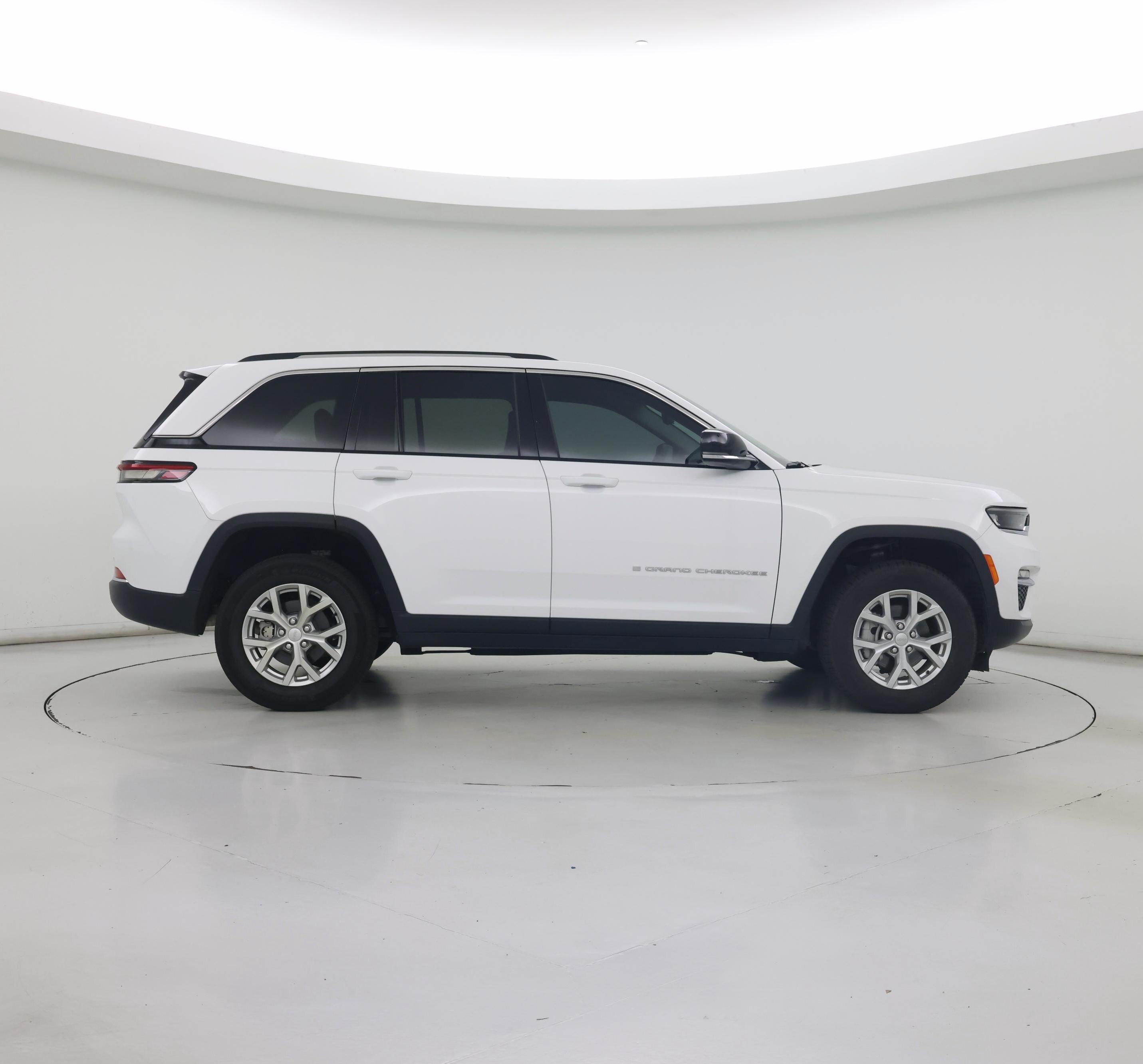 Thumbnail: 2023 Jeep Grand Cherokee - 7