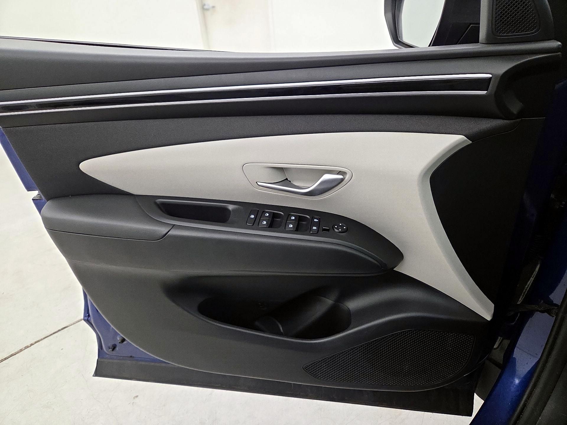 Thumbnail: 2023 Hyundai Tucson - 12