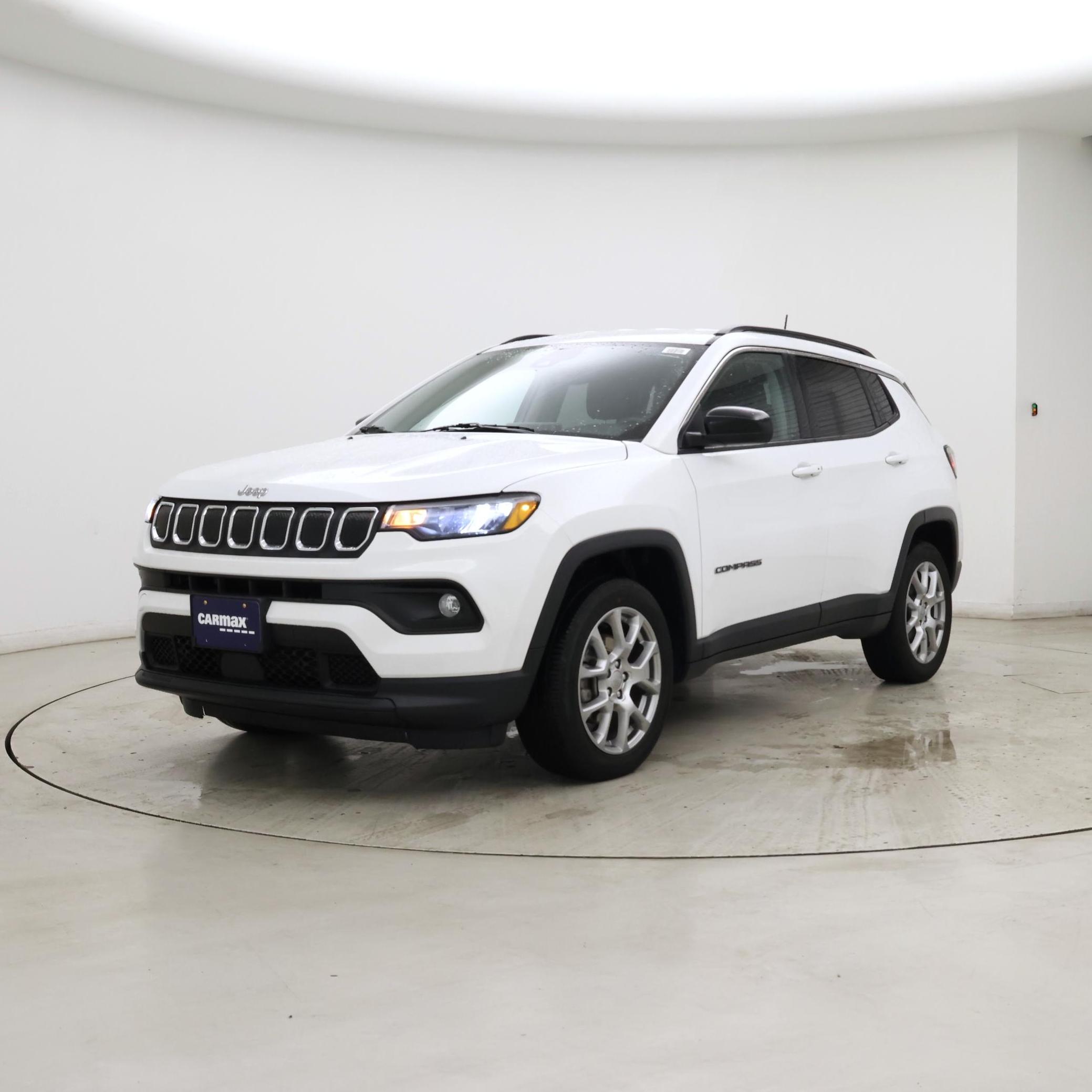 Thumbnail: 2022 Jeep Compass - 4