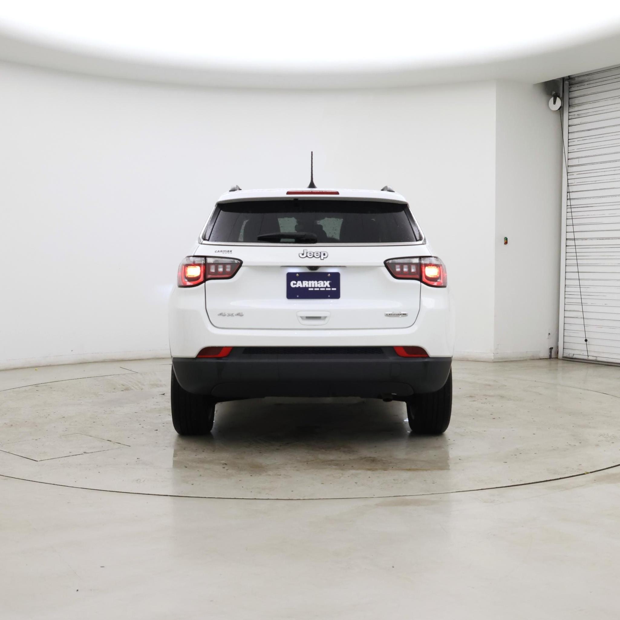 Thumbnail: 2022 Jeep Compass - 6