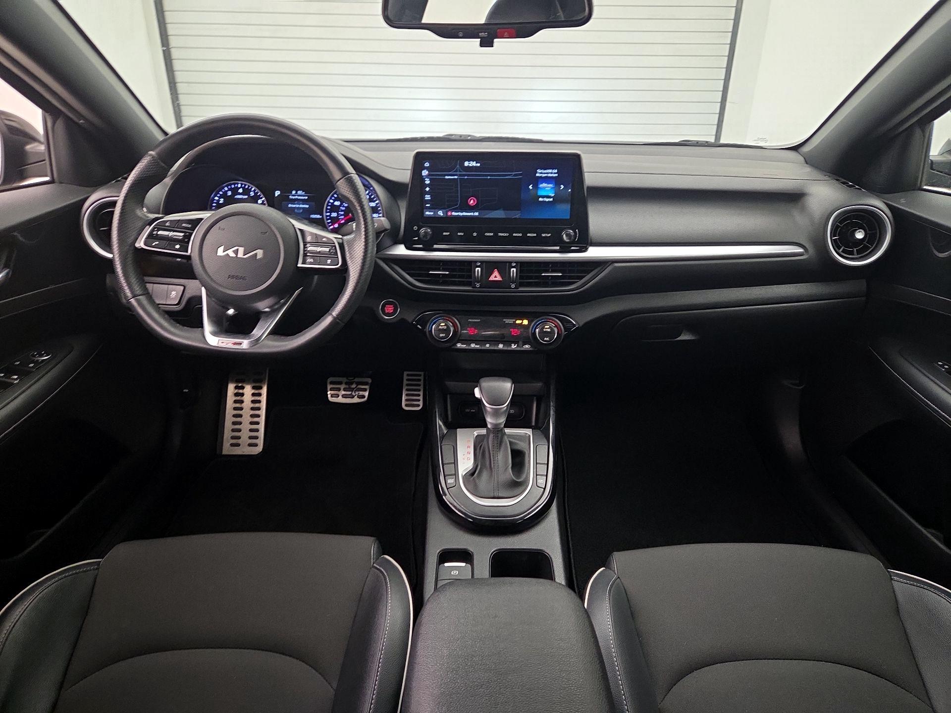 Thumbnail: 2023 Kia Forte - 9