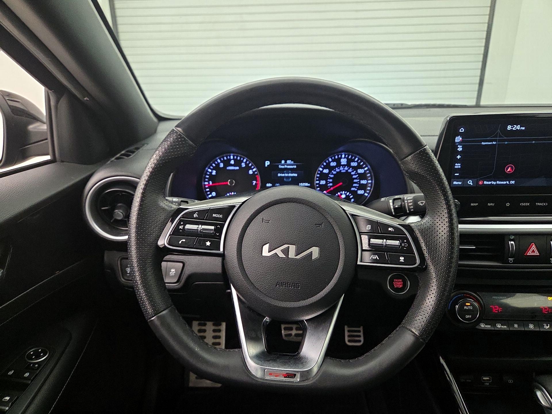 Thumbnail: 2023 Kia Forte - 10