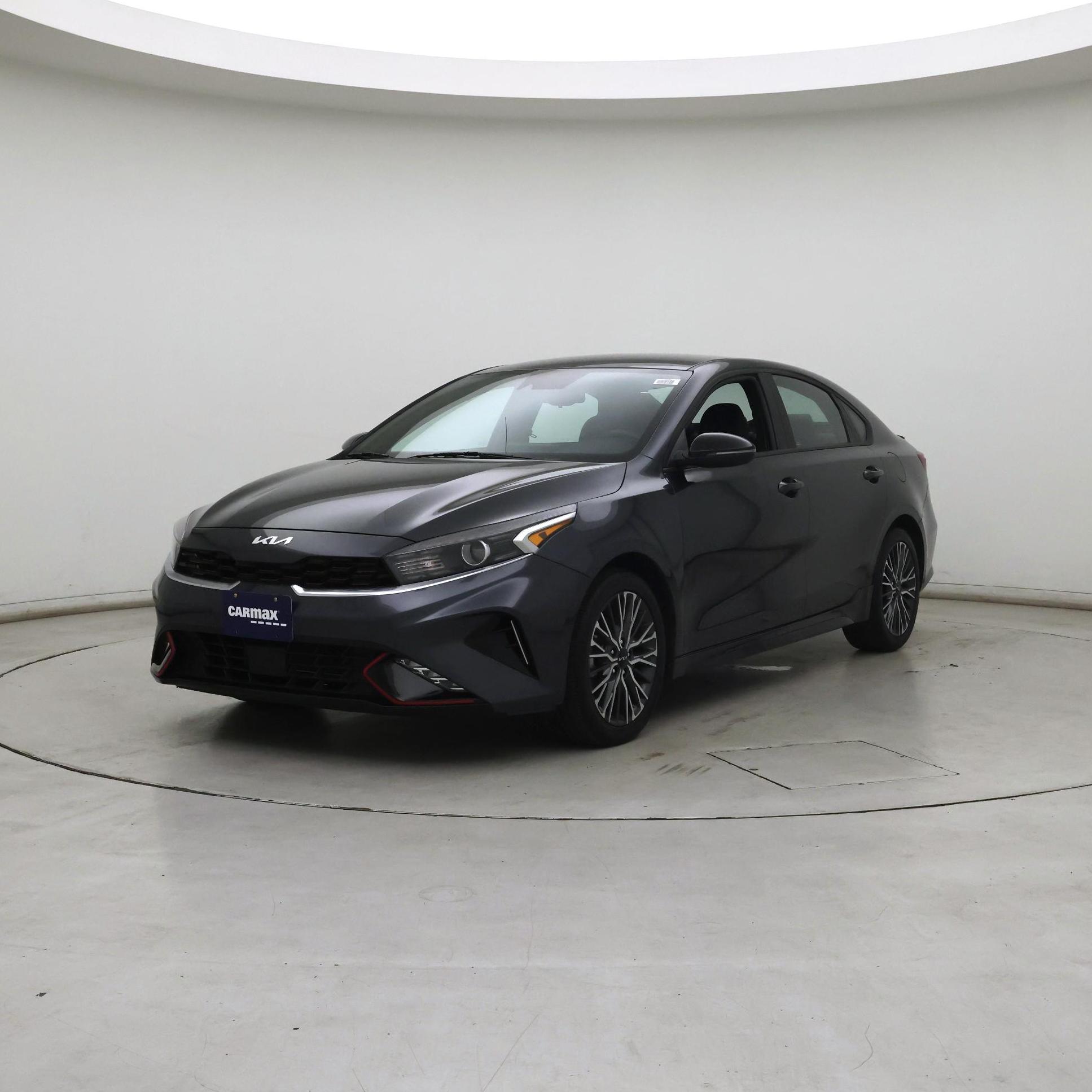 Thumbnail: 2023 Kia Forte - 4