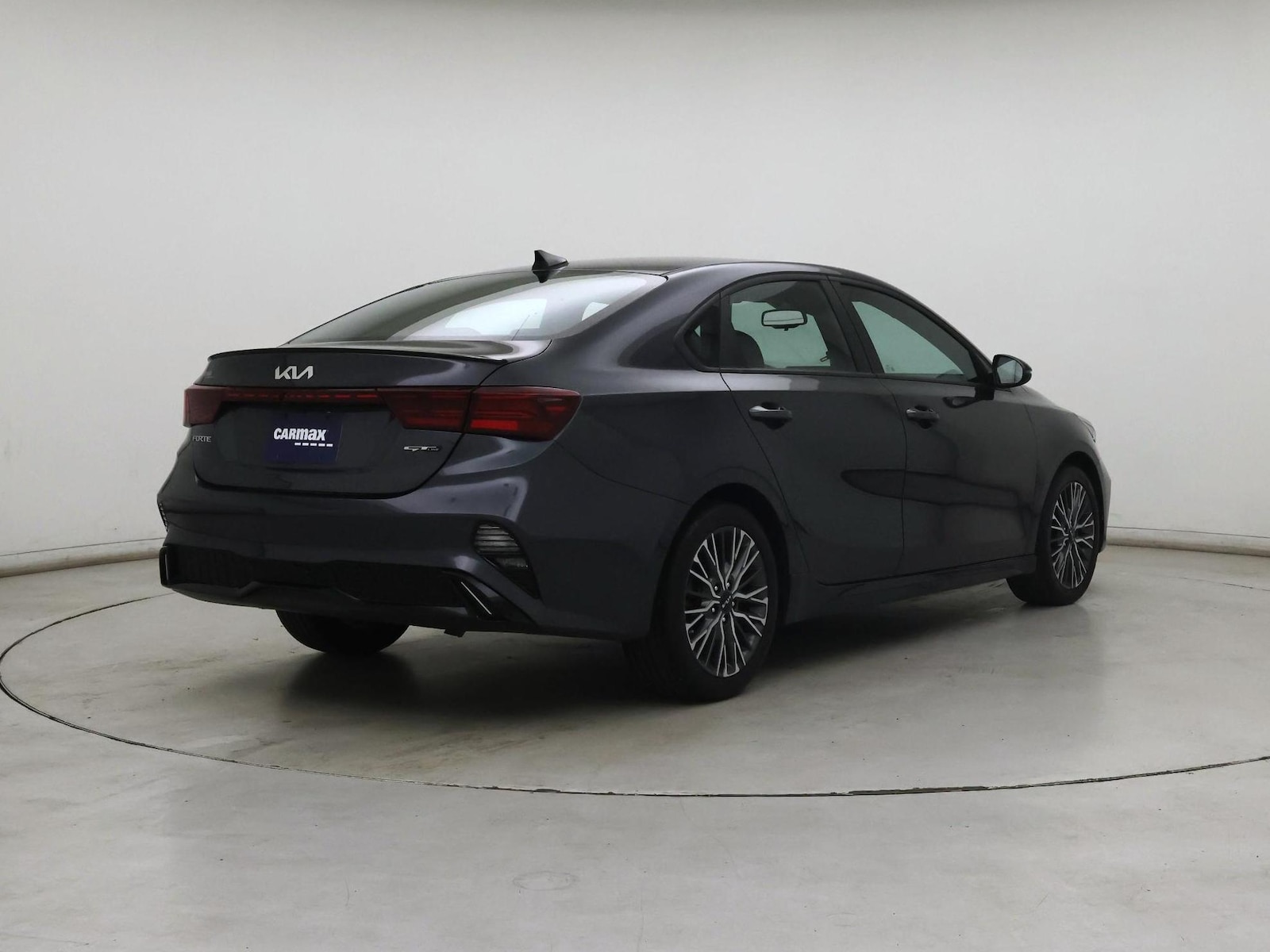 2023 Kia Forte GT-Line - Photo 9
