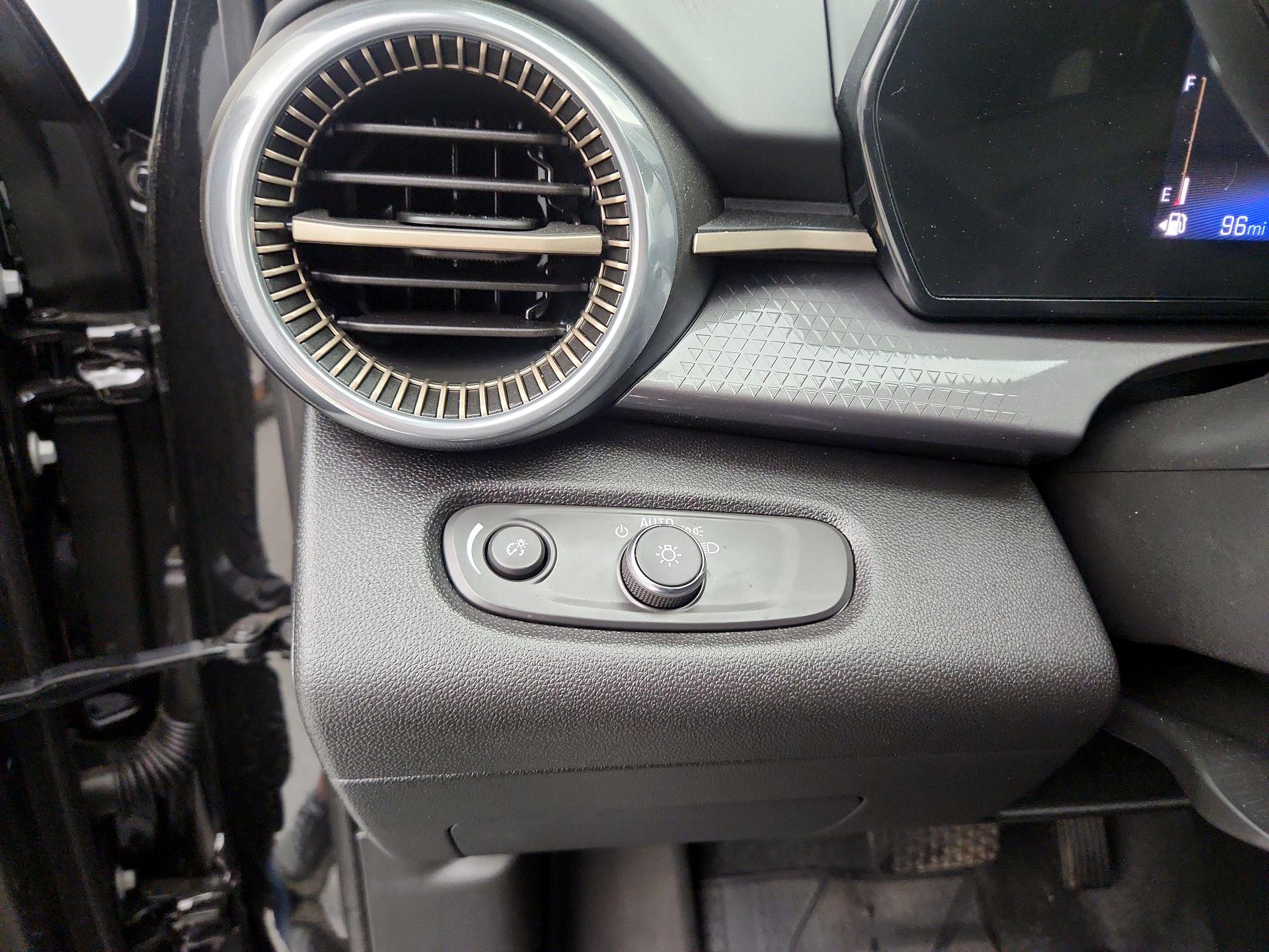 Thumbnail: 2025 Chevrolet Trax - 13