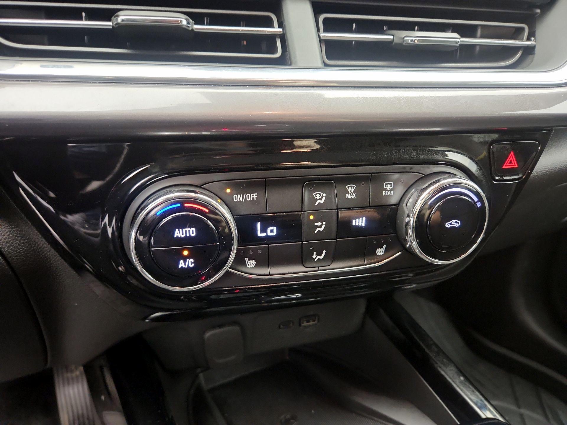 Thumbnail: 2025 Chevrolet Trax - 16