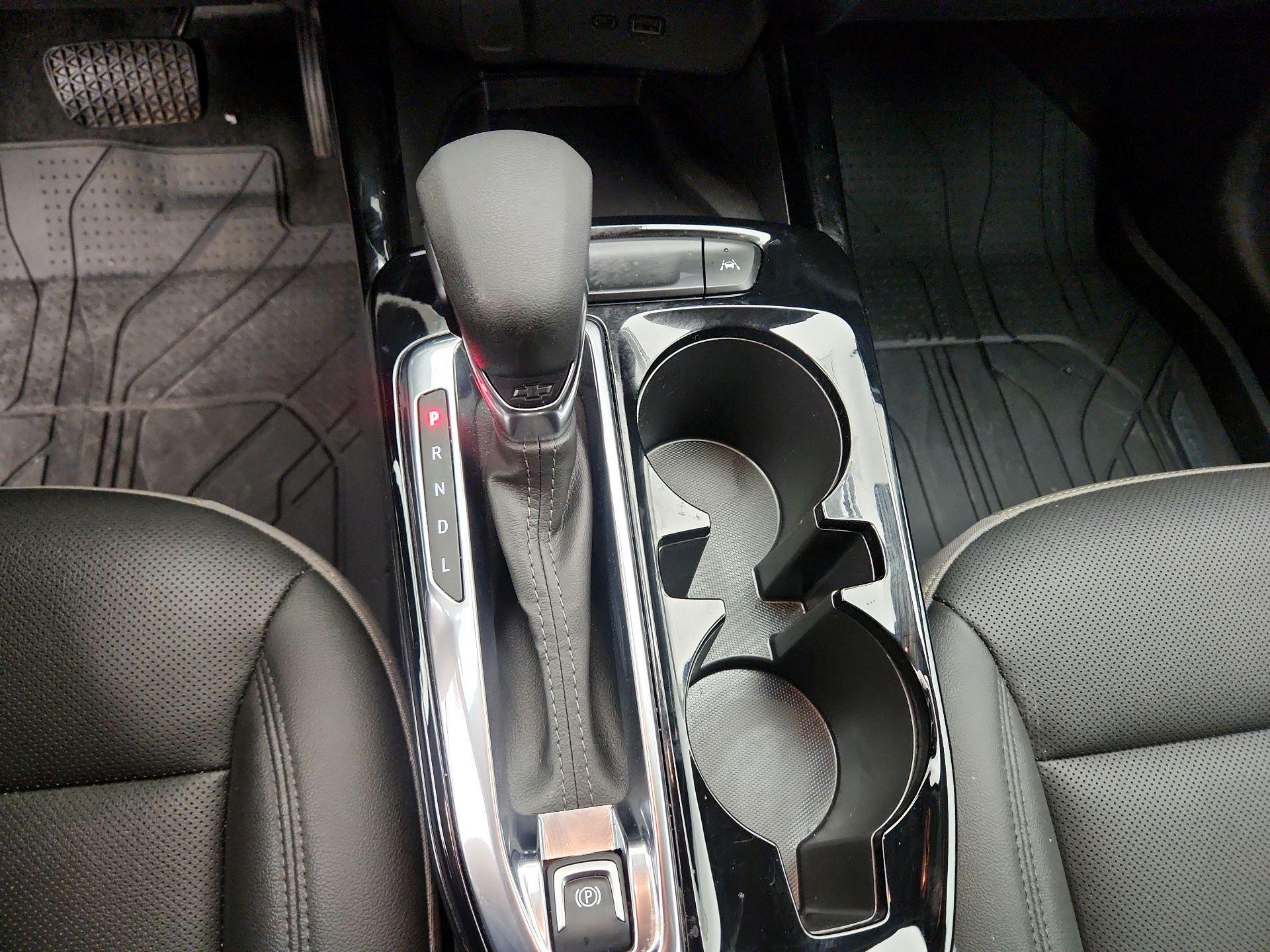 Thumbnail: 2025 Chevrolet Trax - 17