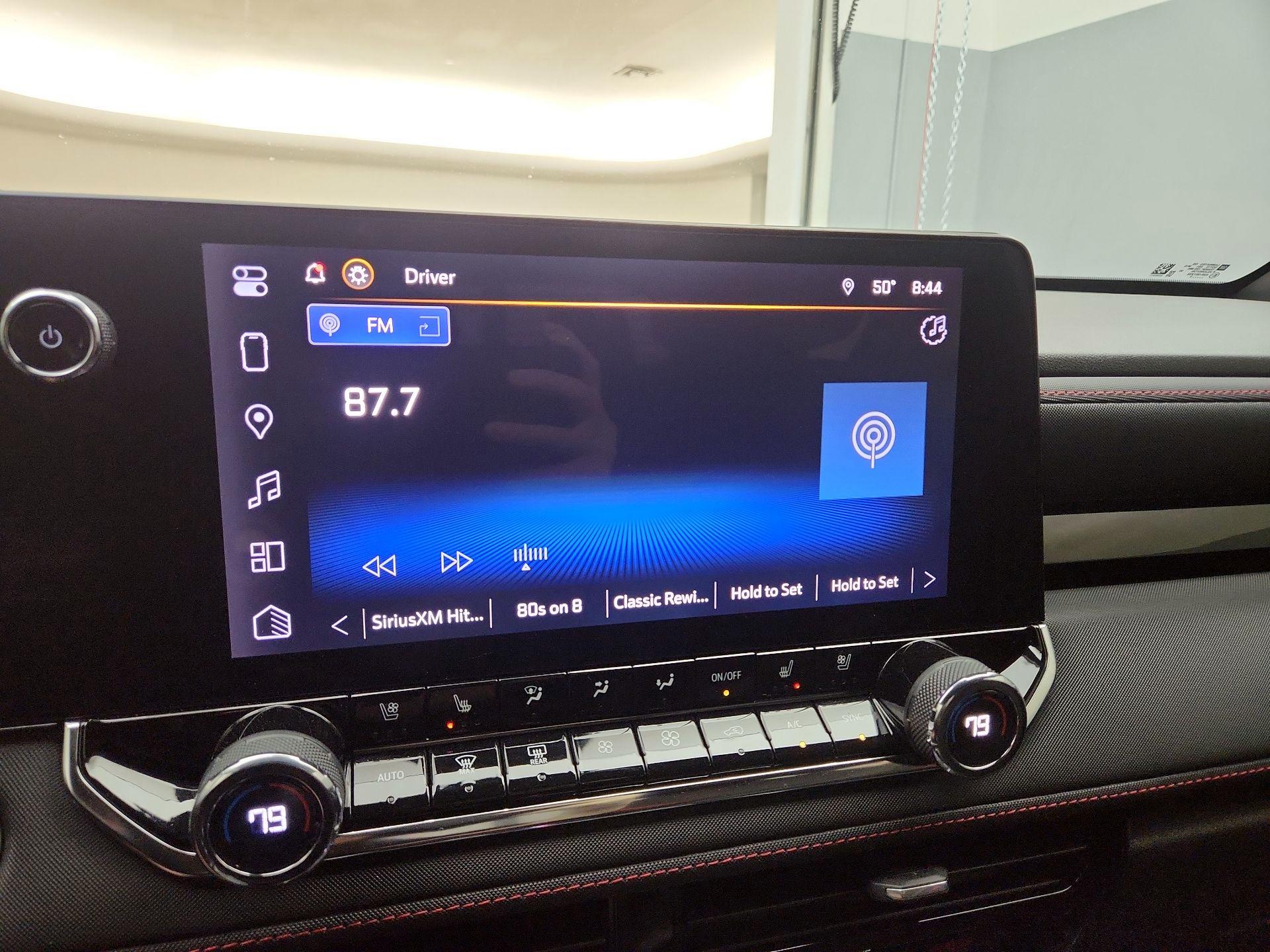 Thumbnail: 2023 Chevrolet Colorado - 15