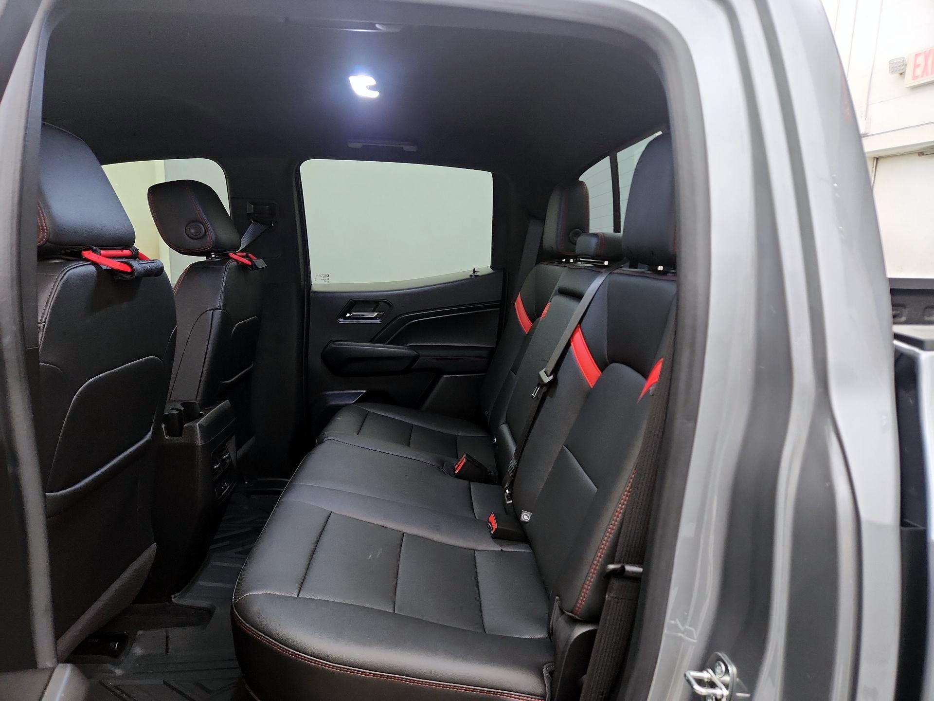 Thumbnail: 2023 Chevrolet Colorado - 19