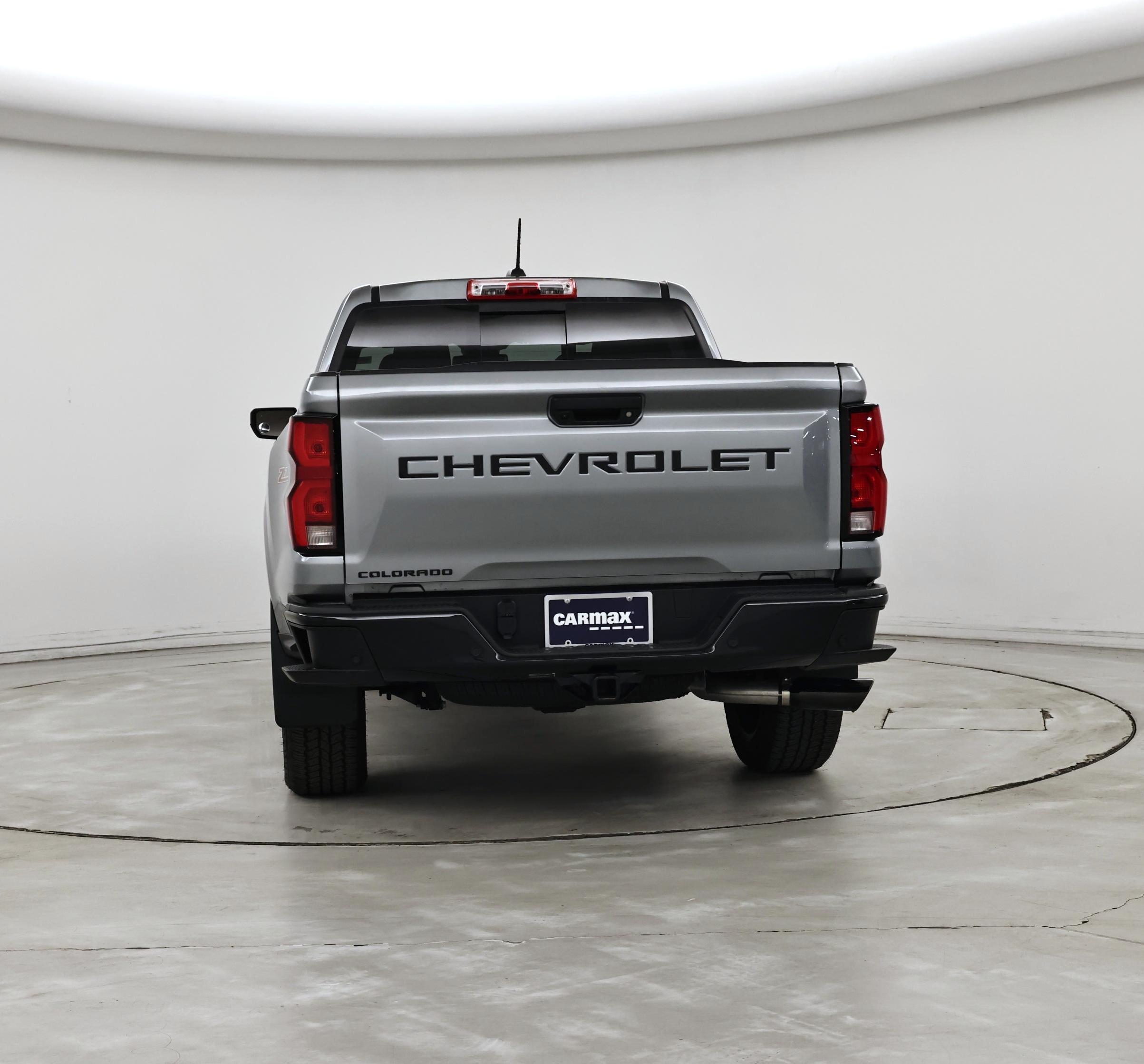 Thumbnail: 2023 Chevrolet Colorado - 6