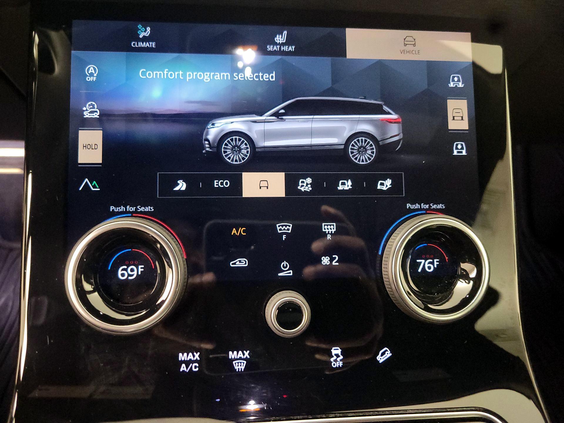 Thumbnail: 2023 Land Rover Range Rover Velar - 17