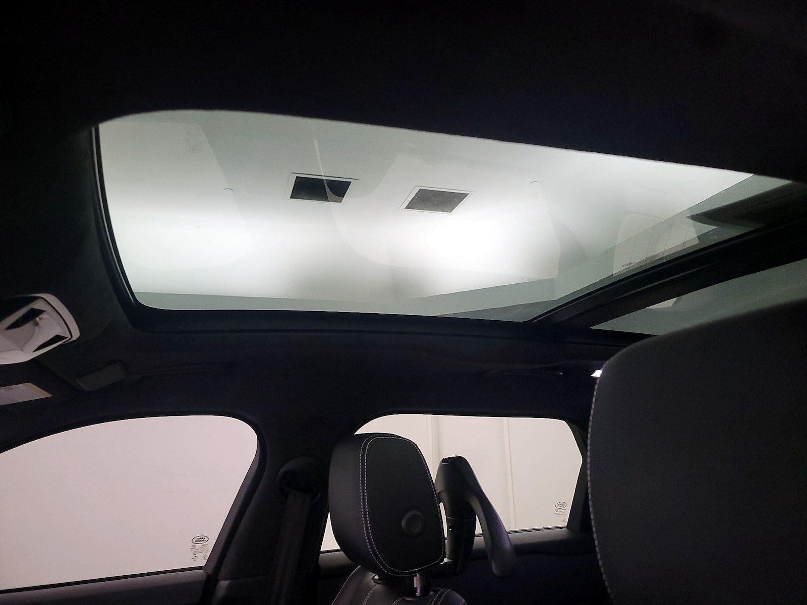 2023 Land Rover Range Rover Velar HST - Photo 21