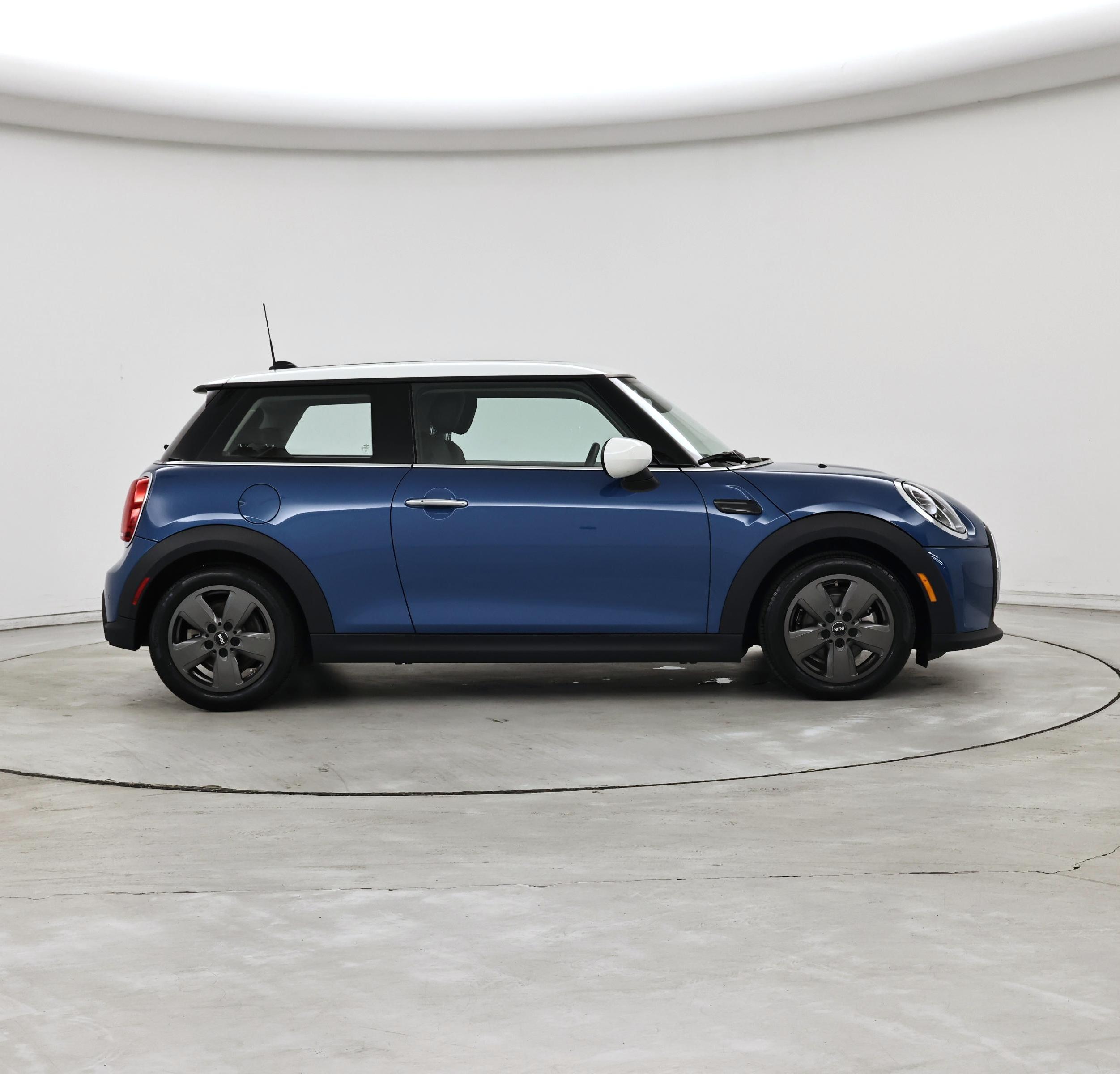 Thumbnail: 2024 MINI Cooper Hardtop - 7