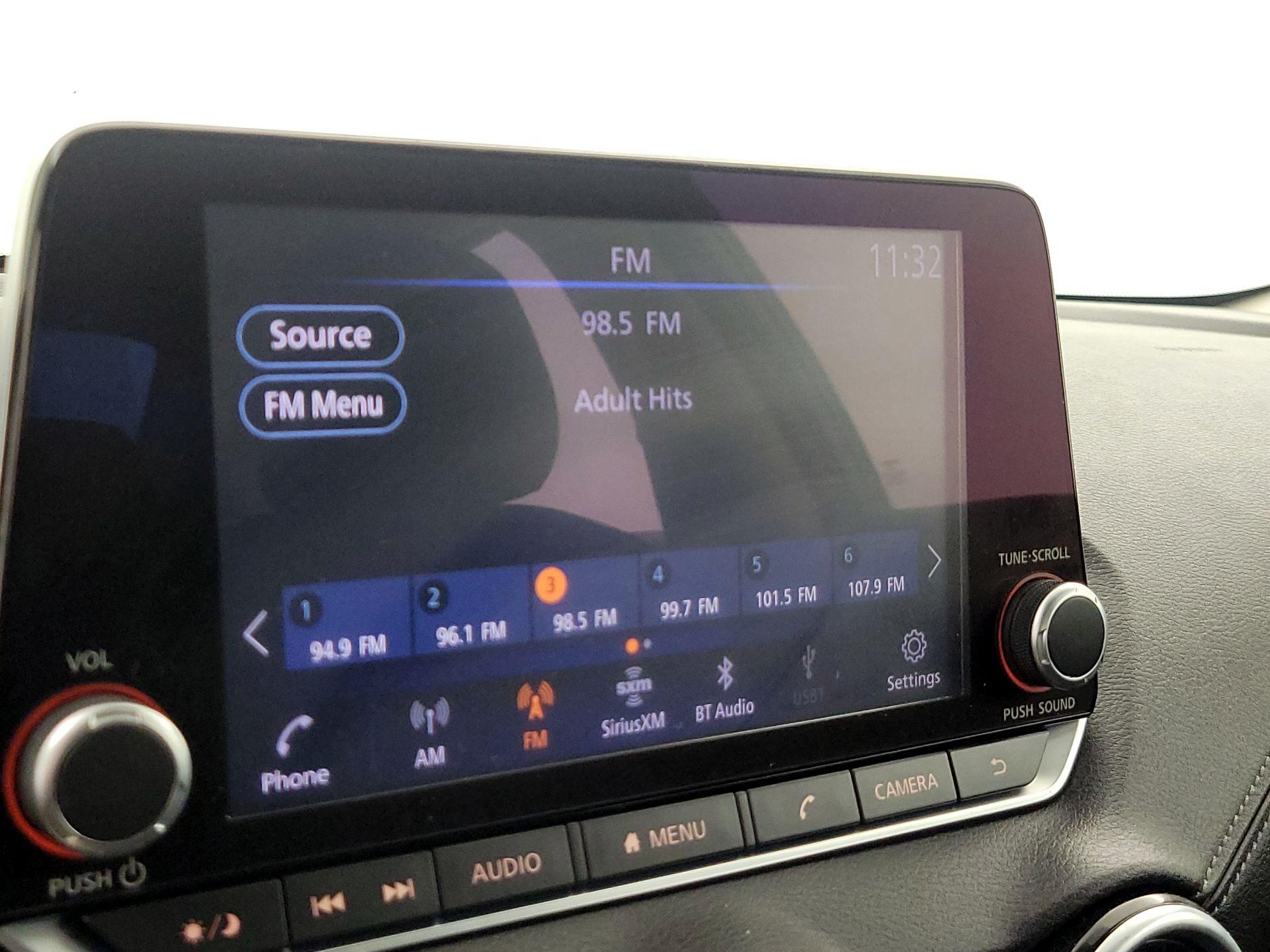 Thumbnail: 2020 Nissan Sentra - 15