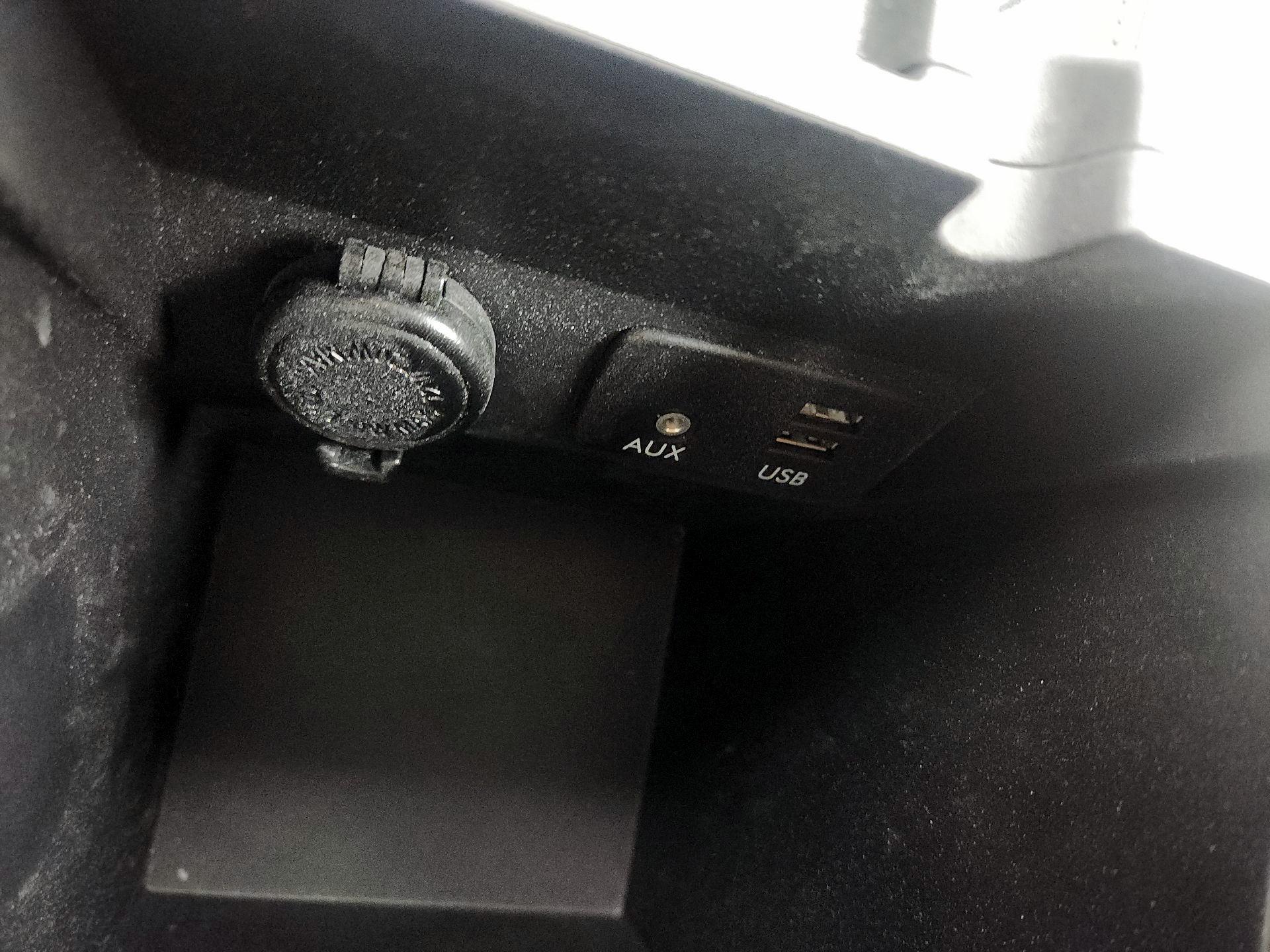 Thumbnail: 2017 Subaru Impreza - 18