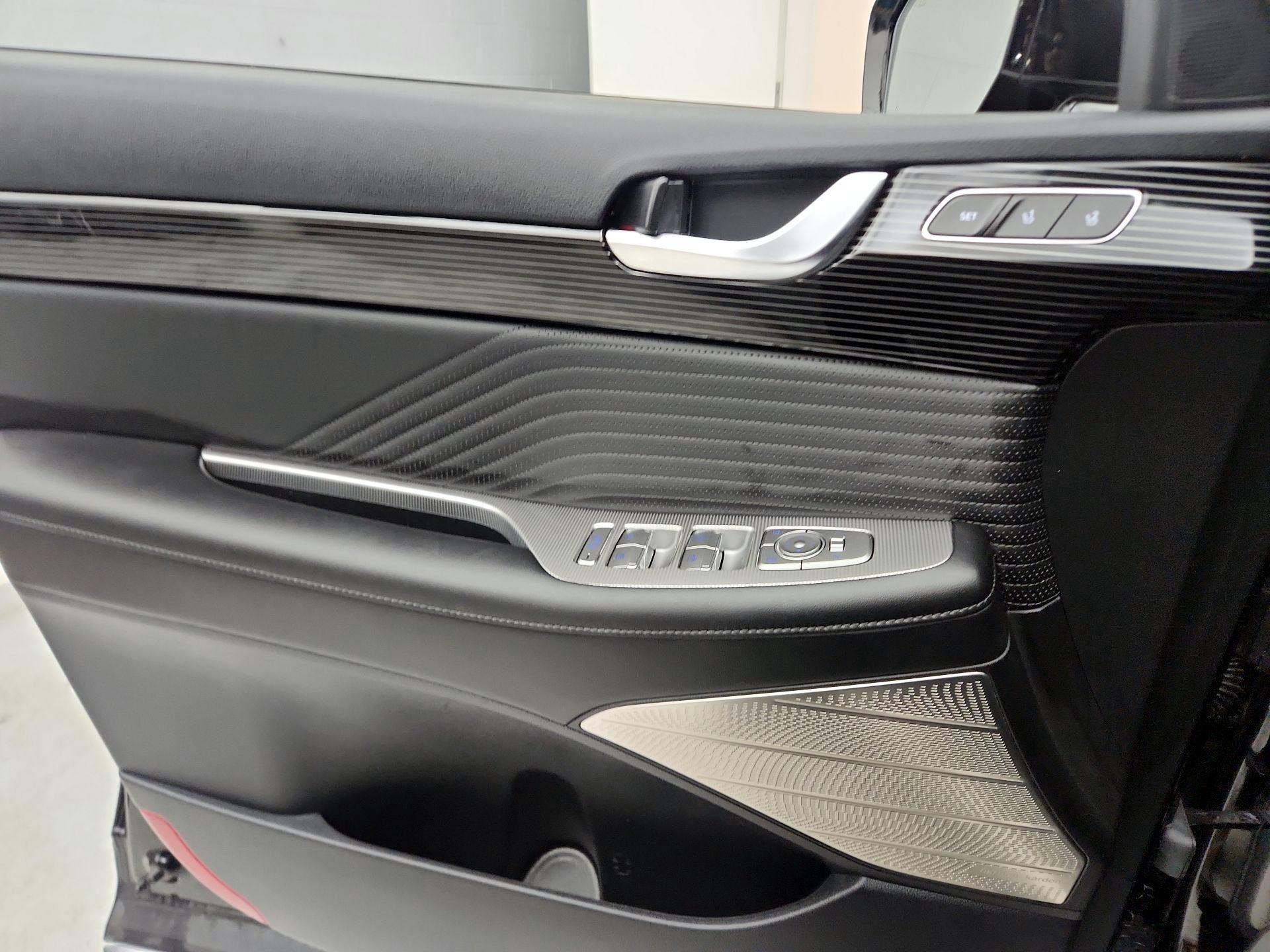 Thumbnail: 2025 Hyundai Palisade - 12