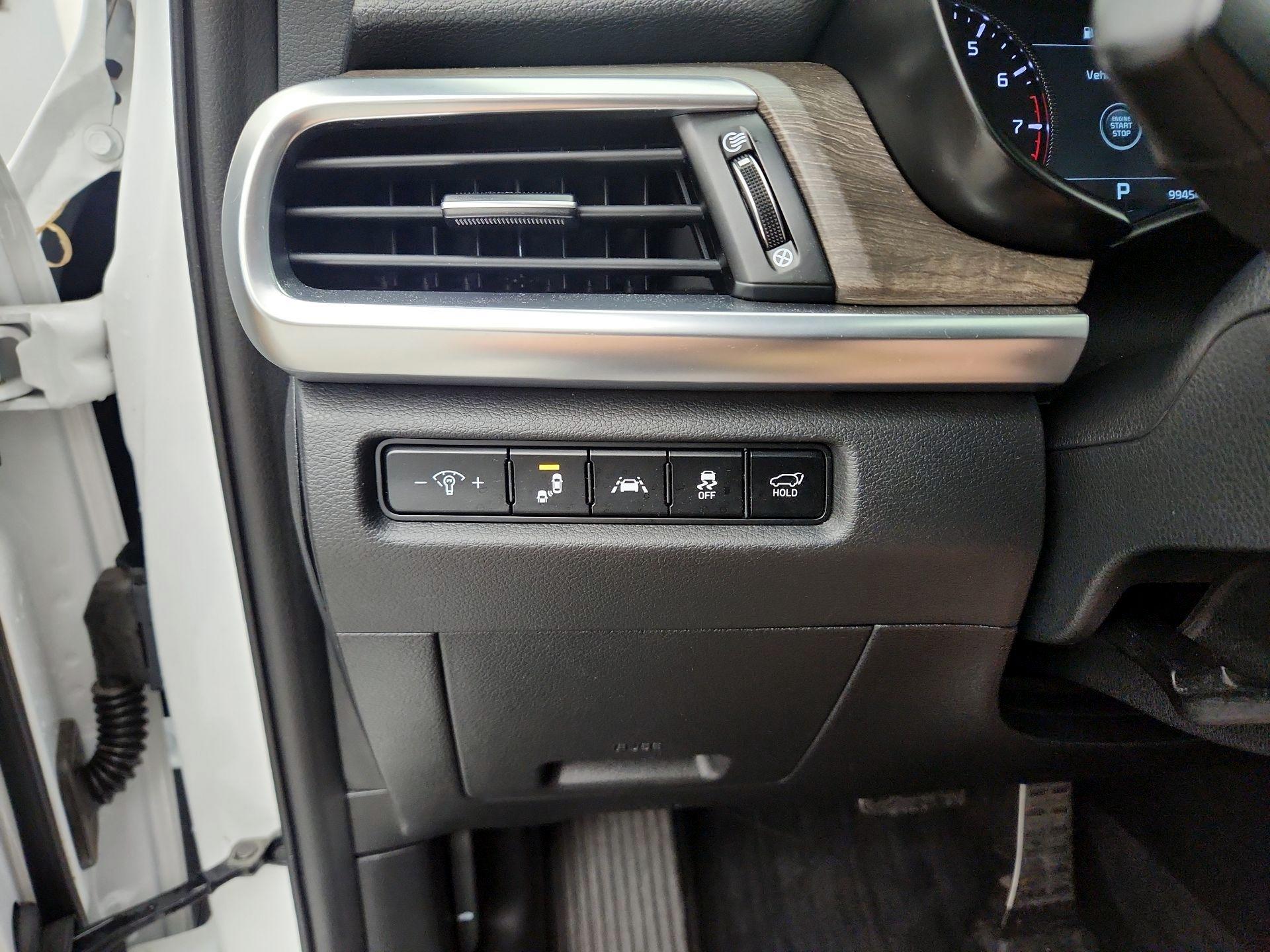 Thumbnail: 2020 Kia Telluride - 13