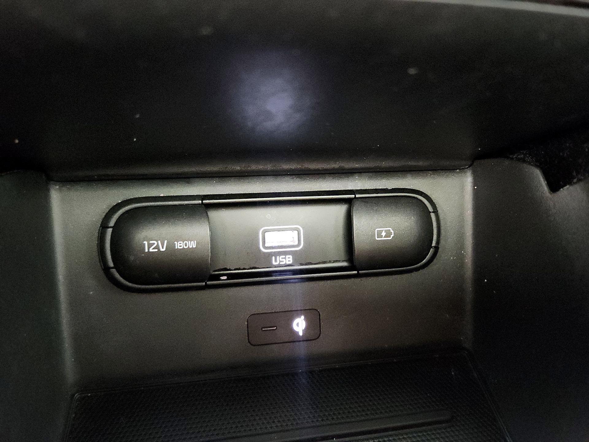 Thumbnail: 2020 Kia Telluride - 18