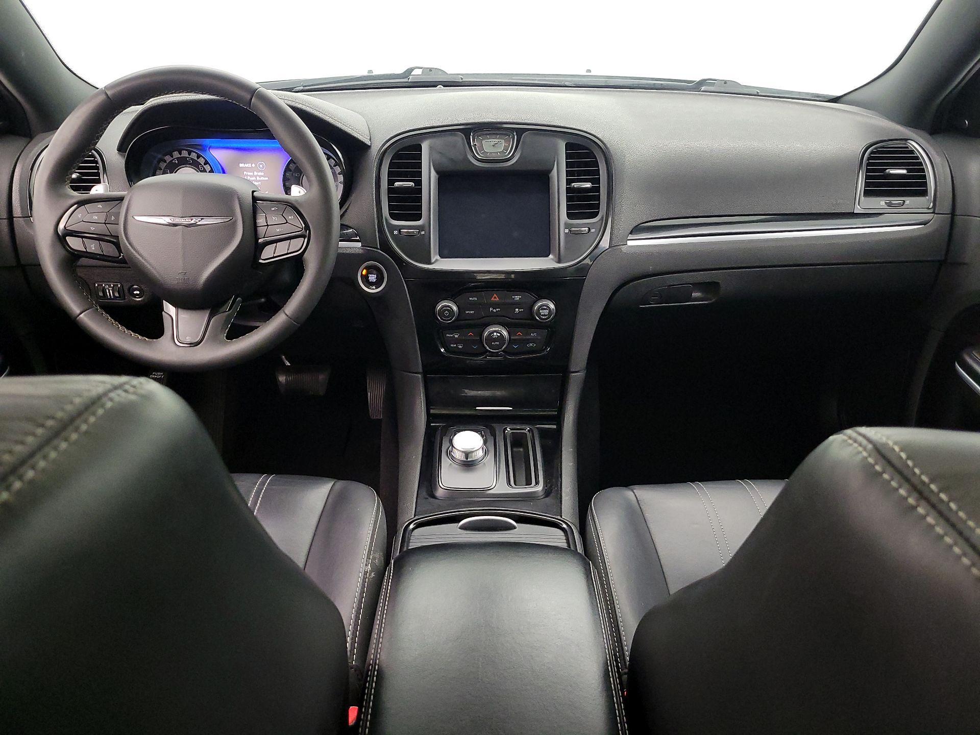 Thumbnail: 2023 Chrysler 300 - 9