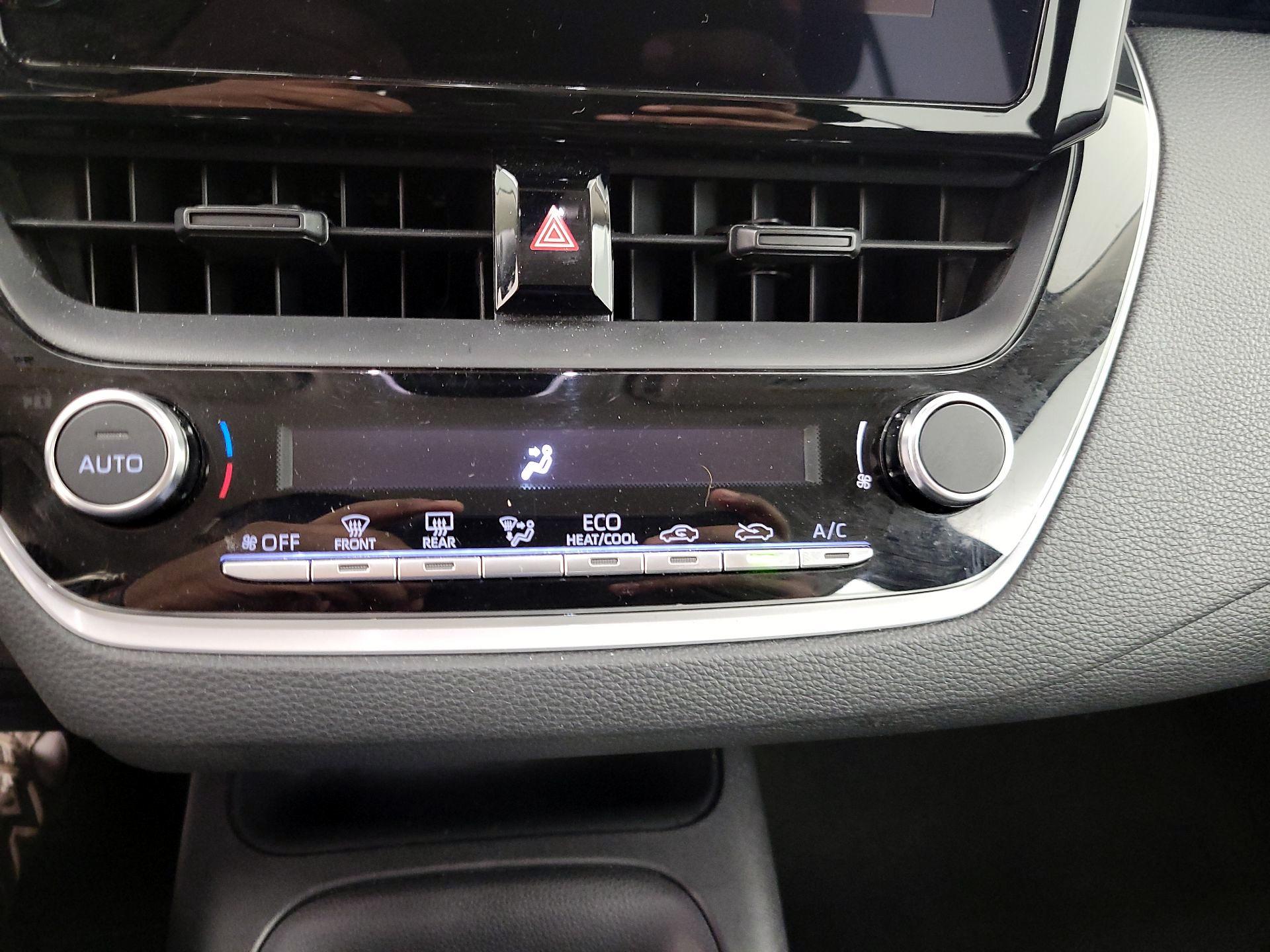 Thumbnail: 2024 Toyota Corolla - 16