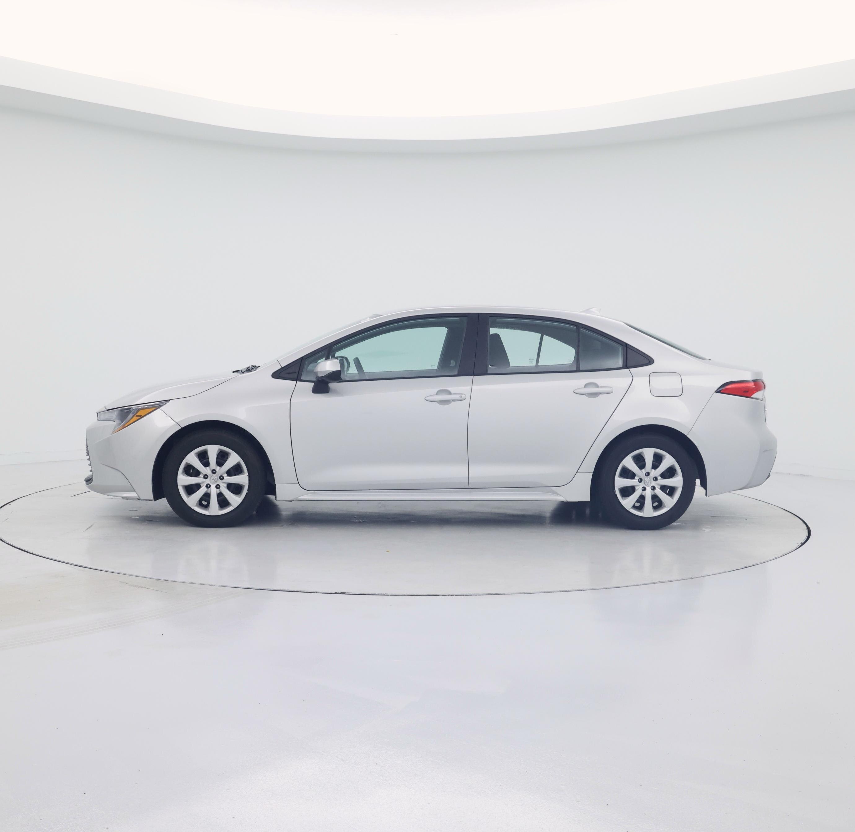 Thumbnail: 2024 Toyota Corolla - 3