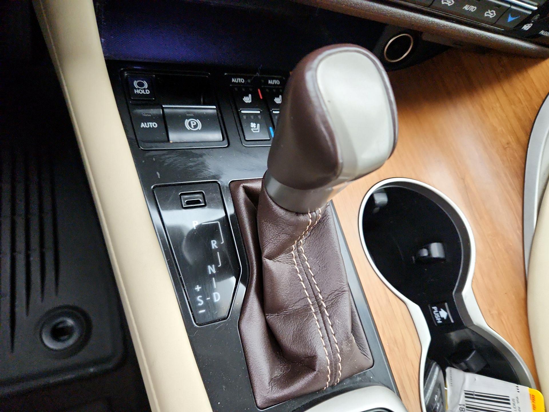 Thumbnail: 2016 Lexus RX - 18