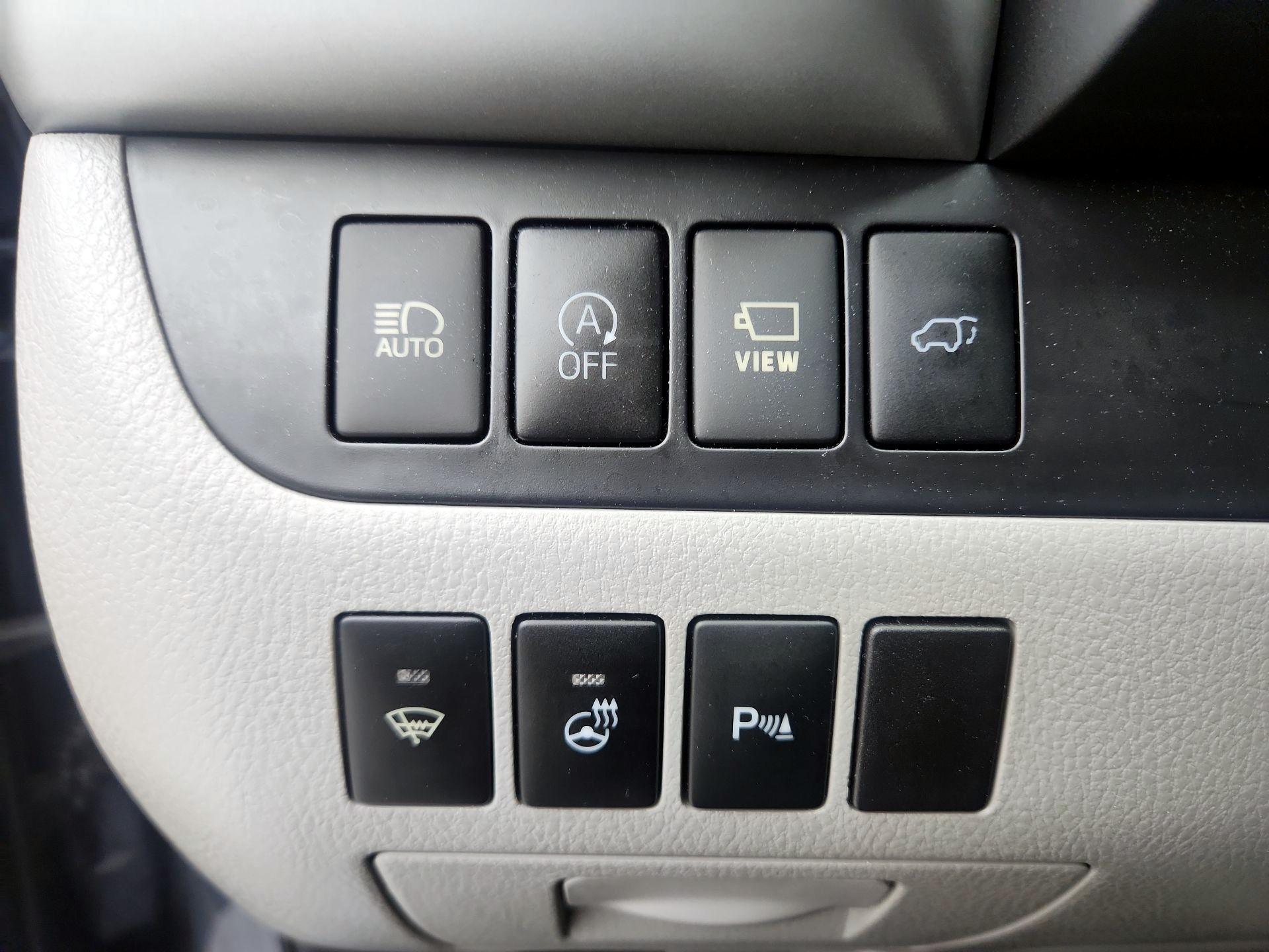 Thumbnail: 2019 Toyota Highlander - 13