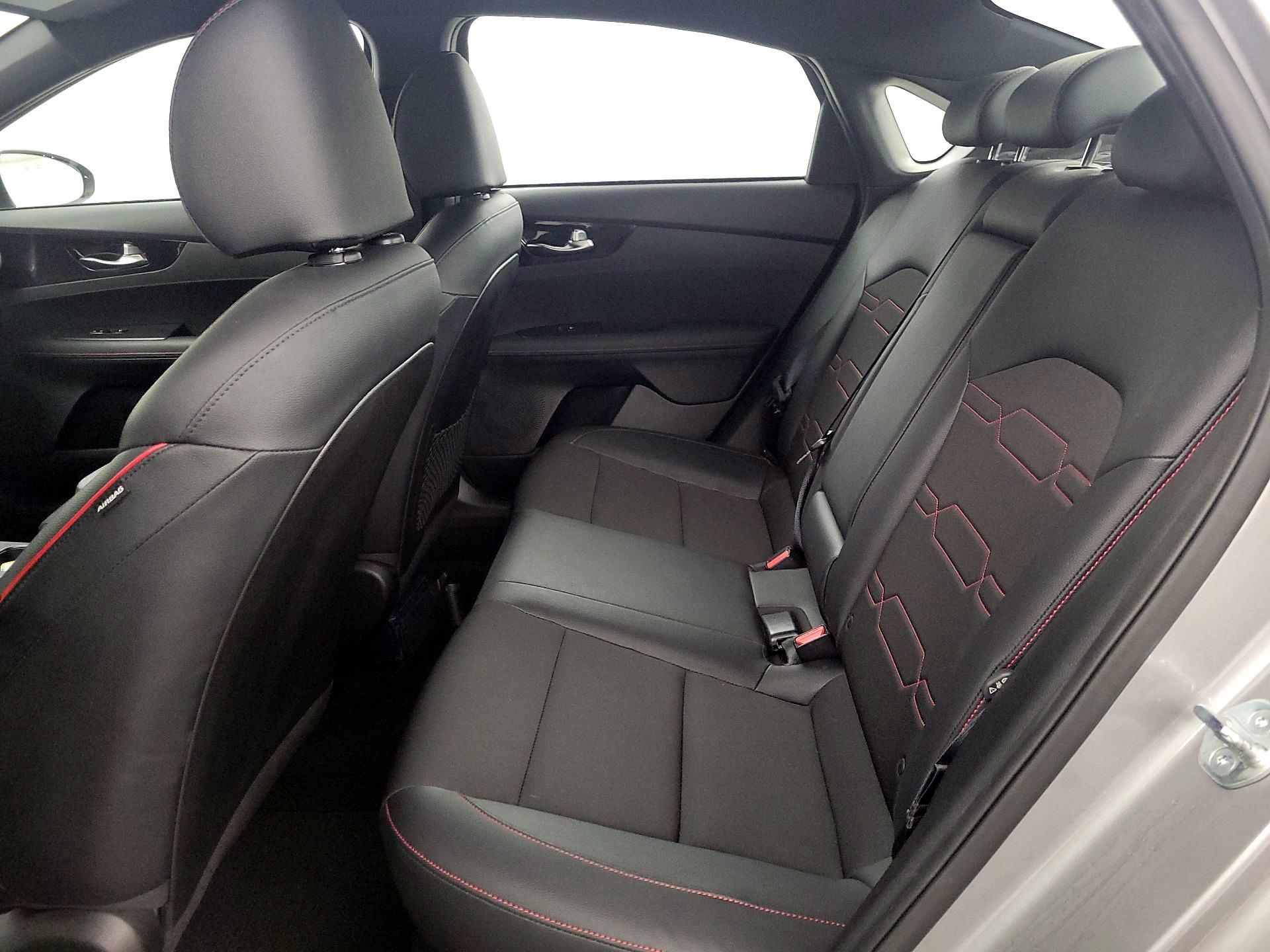 Thumbnail: 2023 Kia Forte - 20