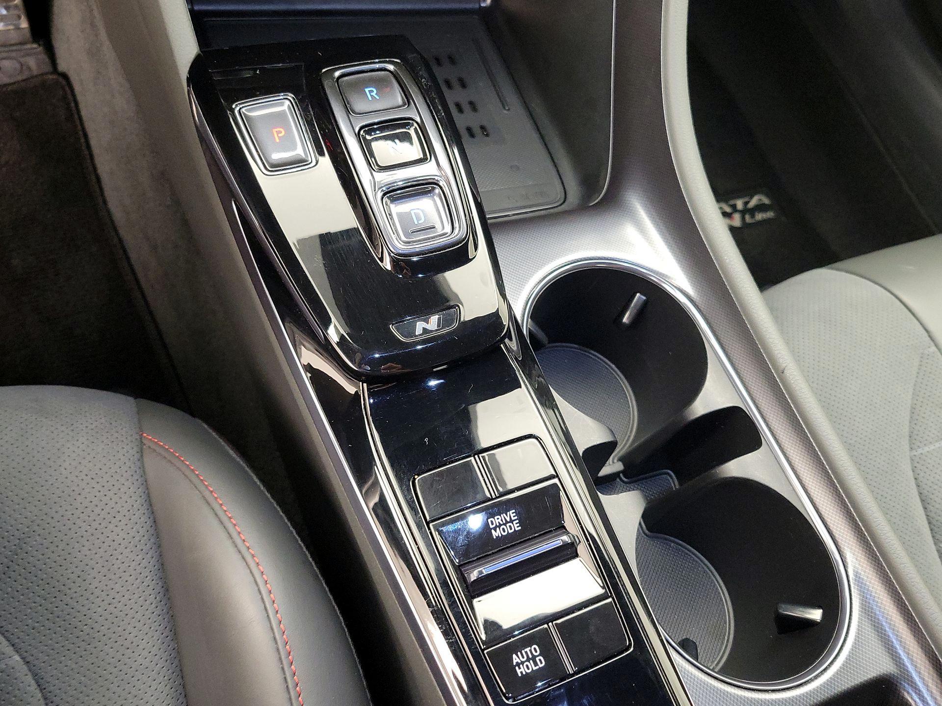 Thumbnail: 2023 Hyundai Sonata - 18