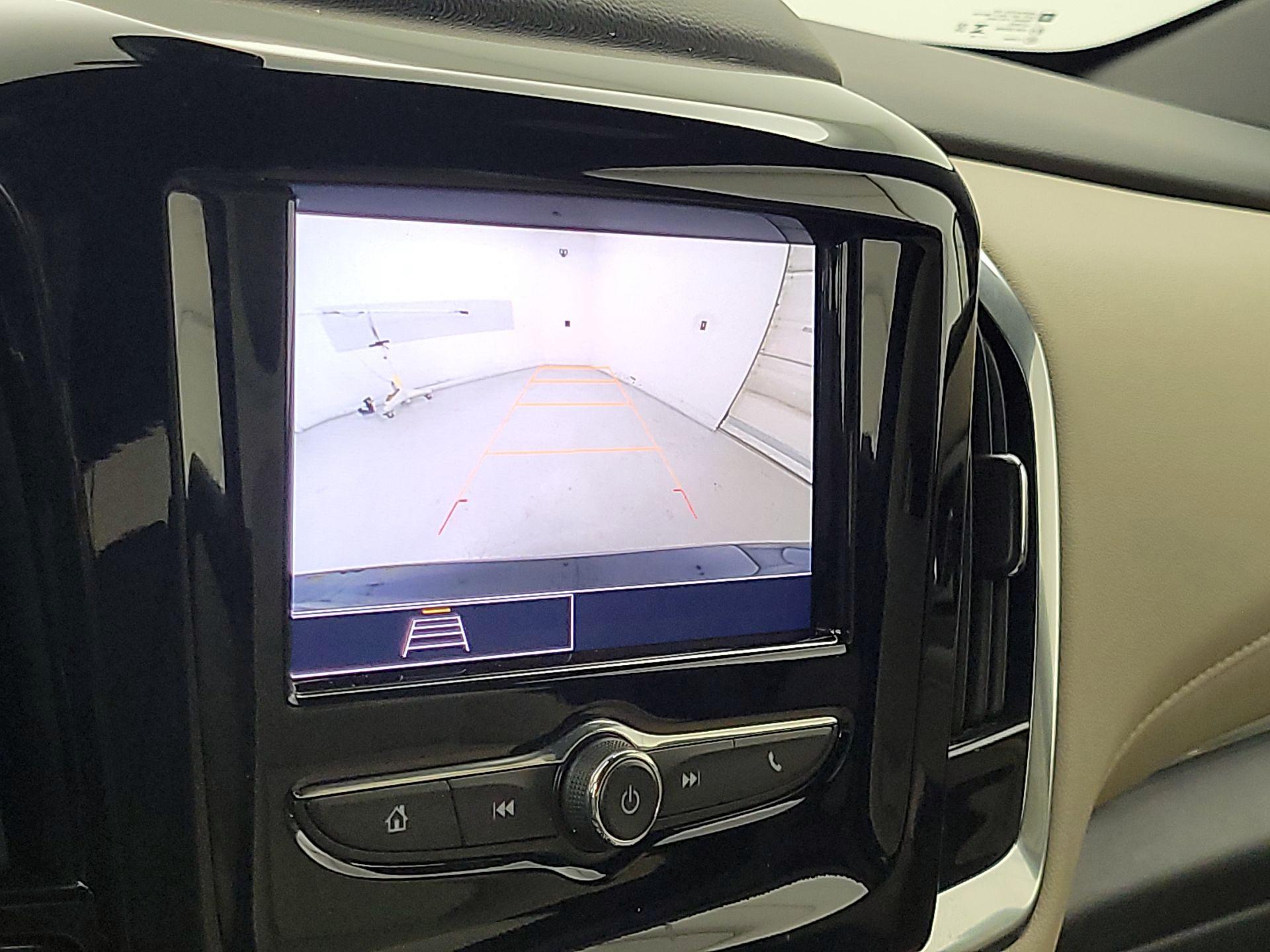 Thumbnail: 2023 Chevrolet Traverse - 14