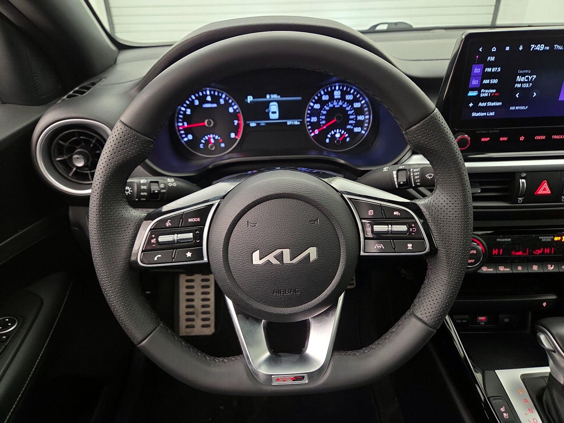 Thumbnail: 2023 Kia Forte - 10