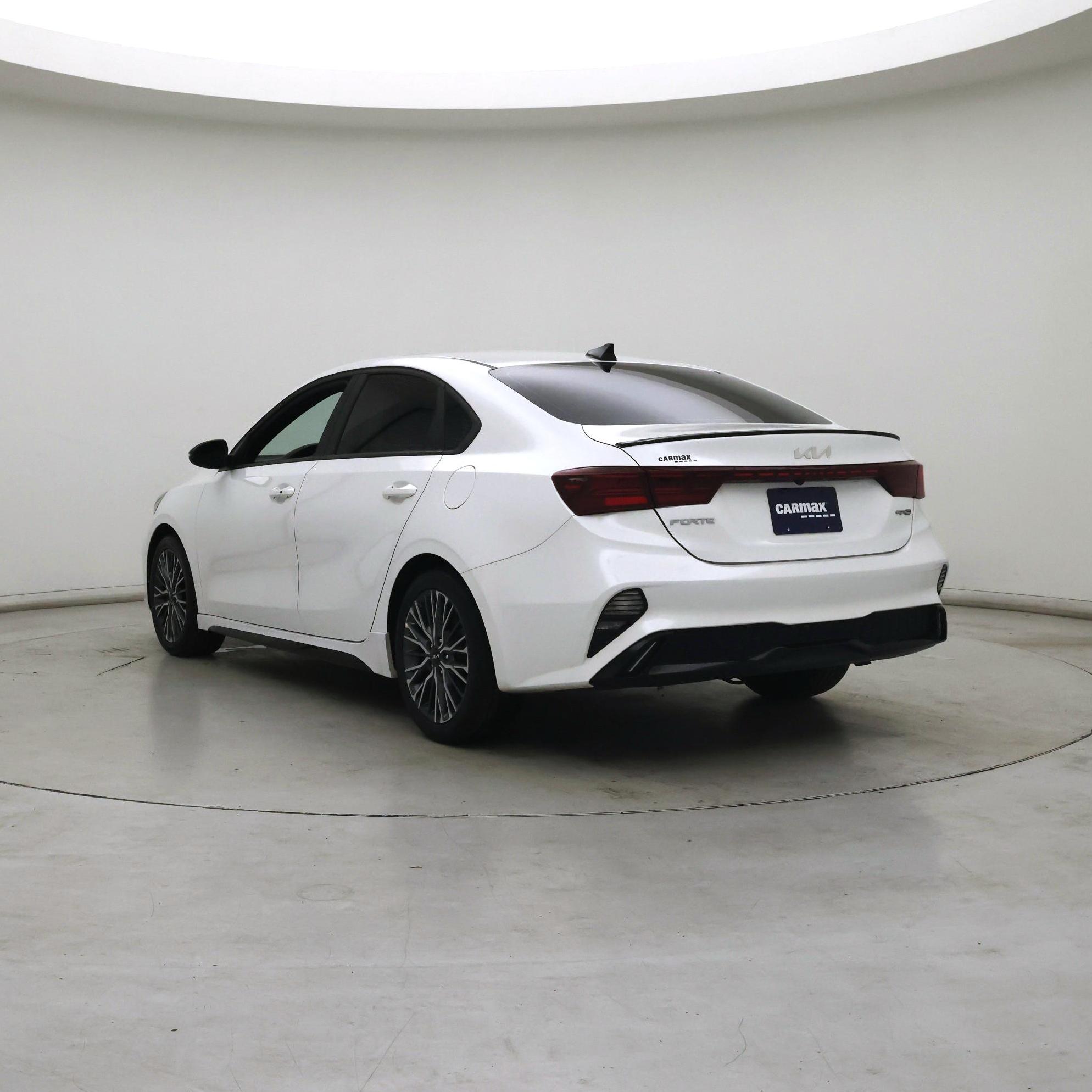 Thumbnail: 2023 Kia Forte - 2