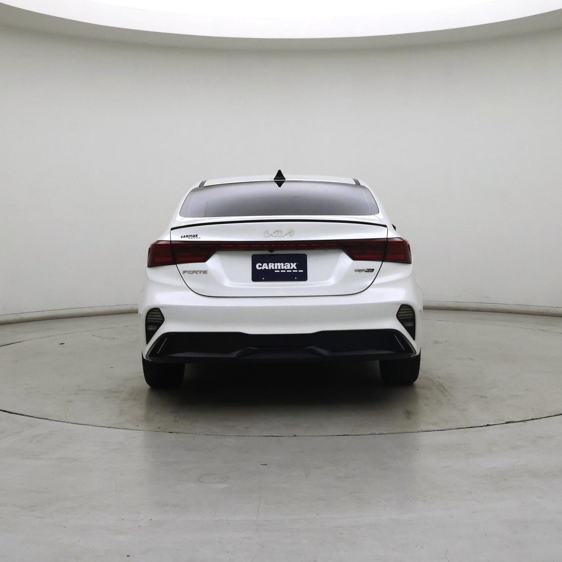 Thumbnail: 2023 Kia Forte - 6