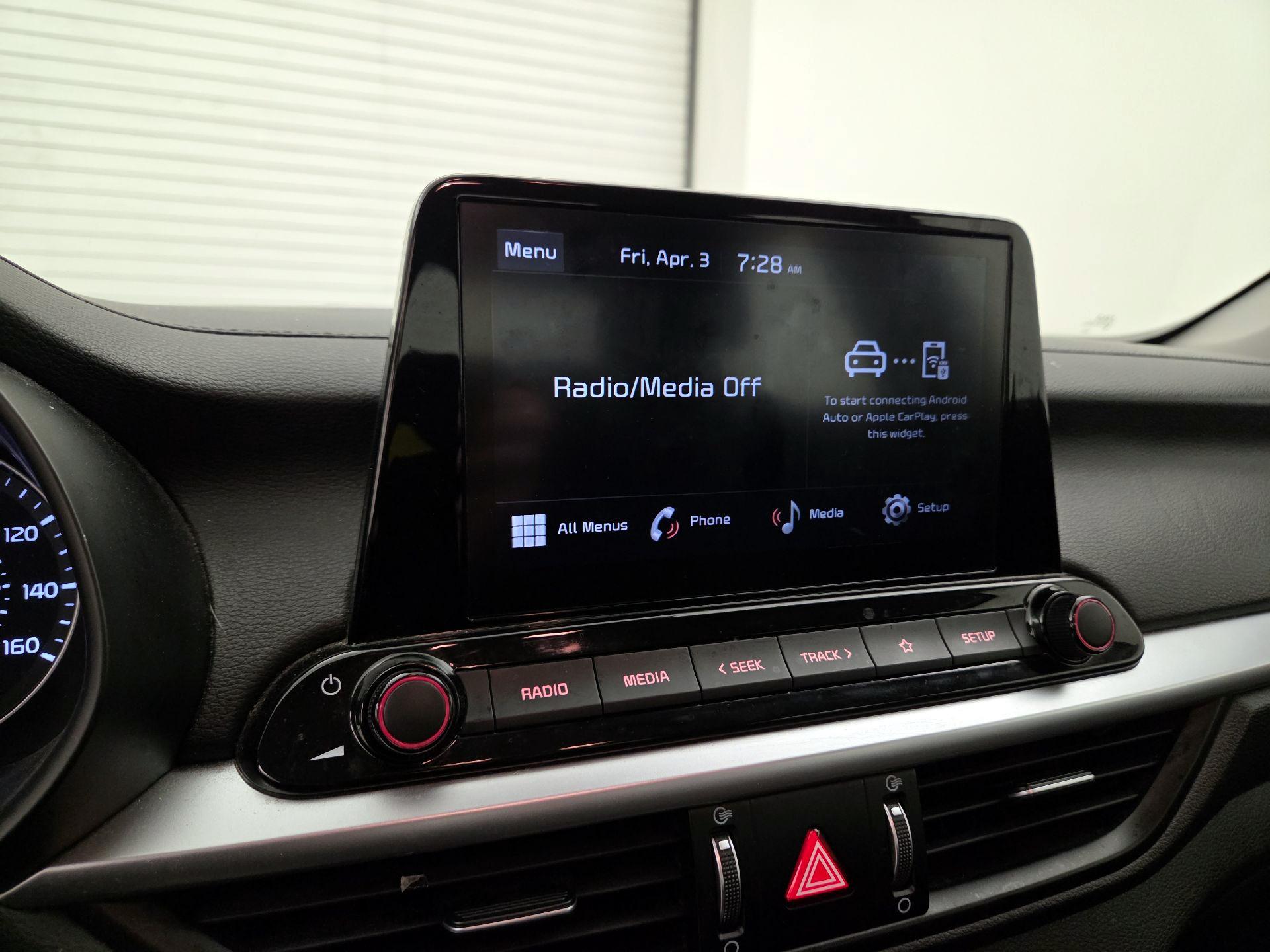 Thumbnail: 2023 Kia Forte - 14