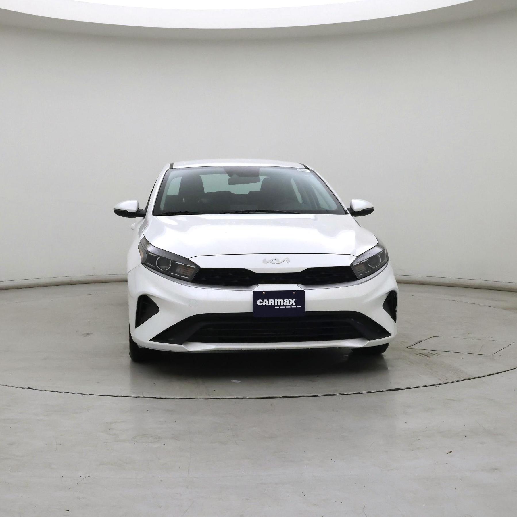 Thumbnail: 2023 Kia Forte - 5