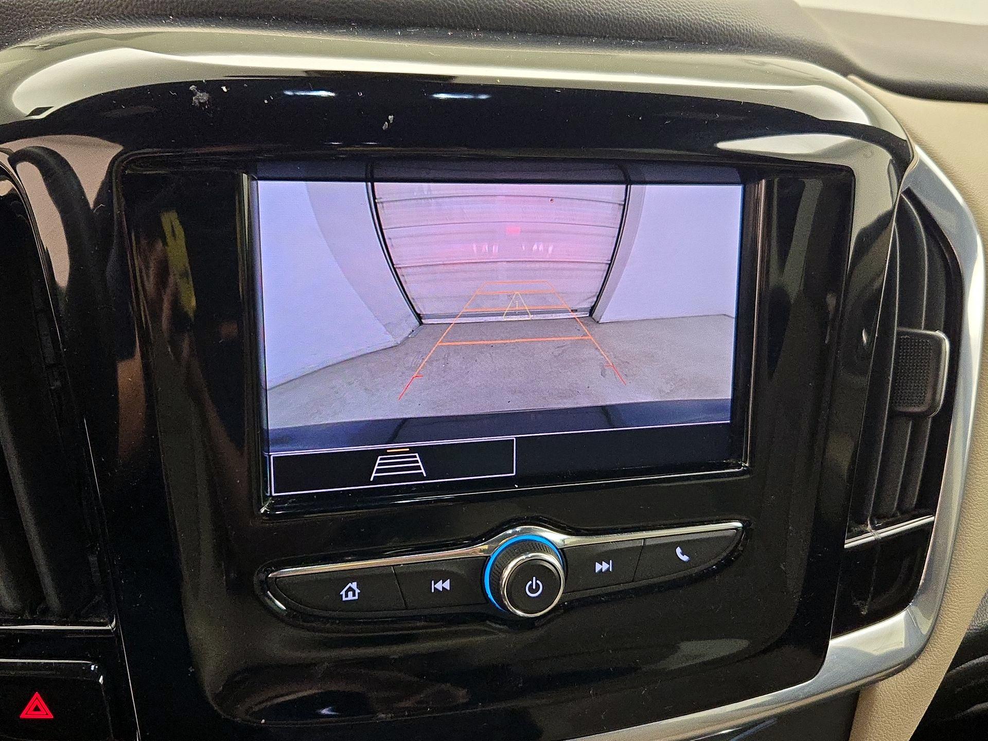 Thumbnail: 2023 Chevrolet Traverse - 14