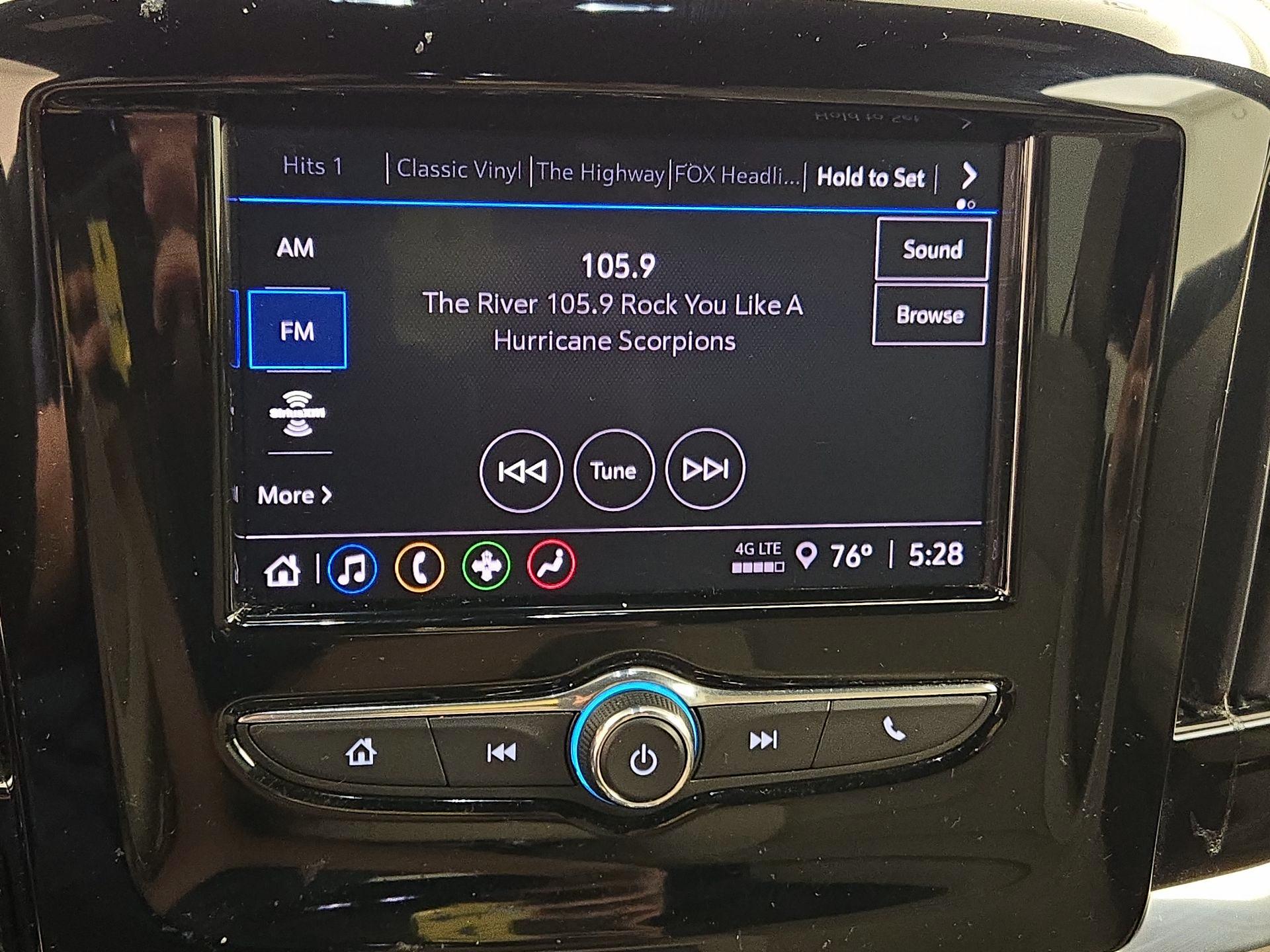 Thumbnail: 2023 Chevrolet Traverse - 15